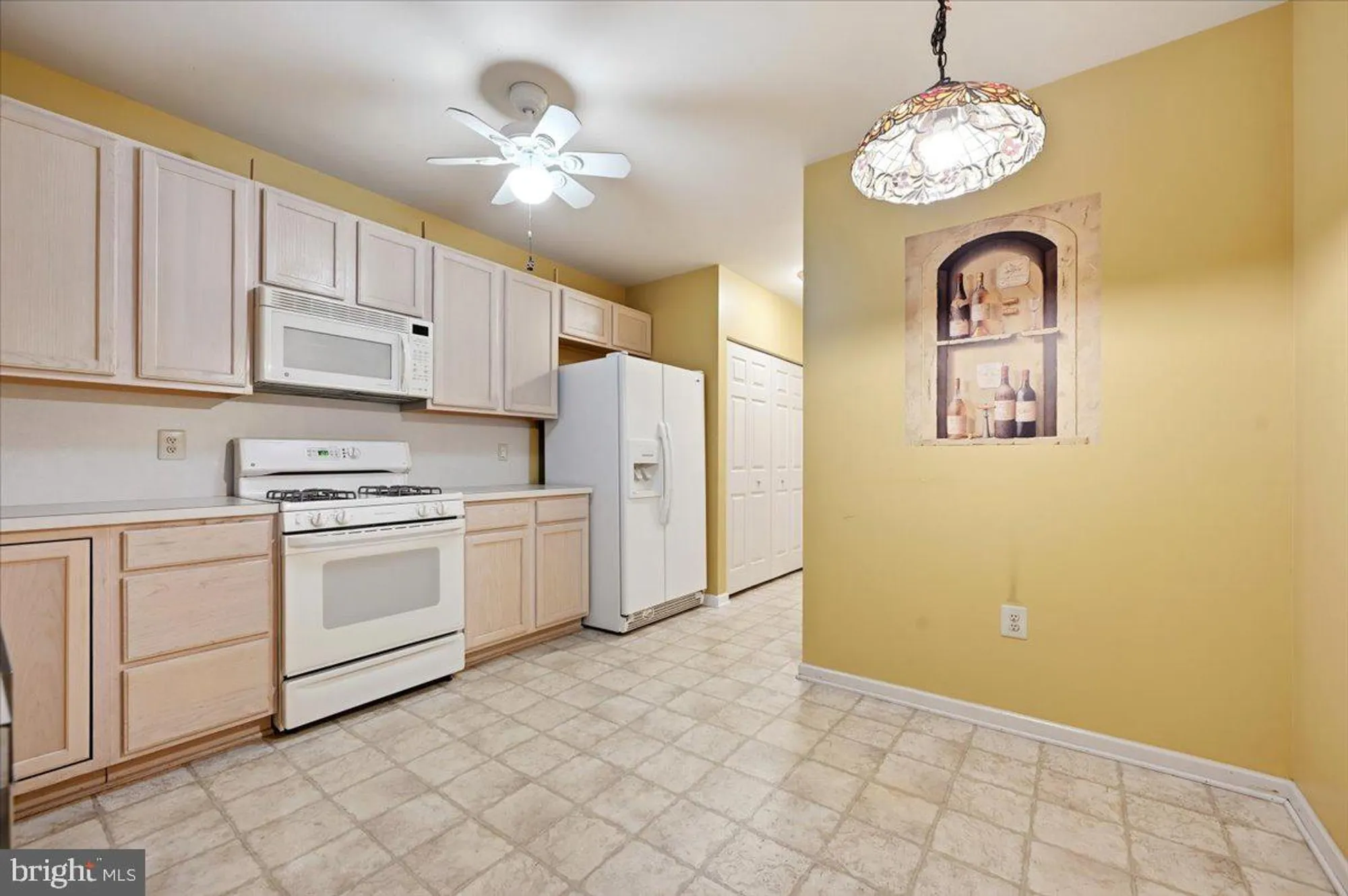 Property Slideshow image 13 of 36 | 5 patterson ave, East Norriton, PA, 19401