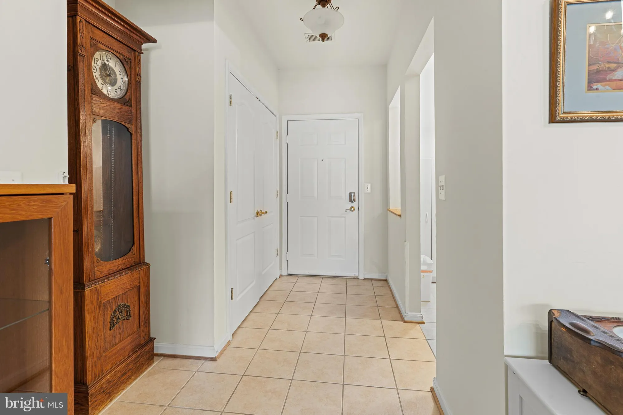 Property Slideshow image 4 of 16 | 8615 wandering fox trl 208, Odenton, MD, 21113