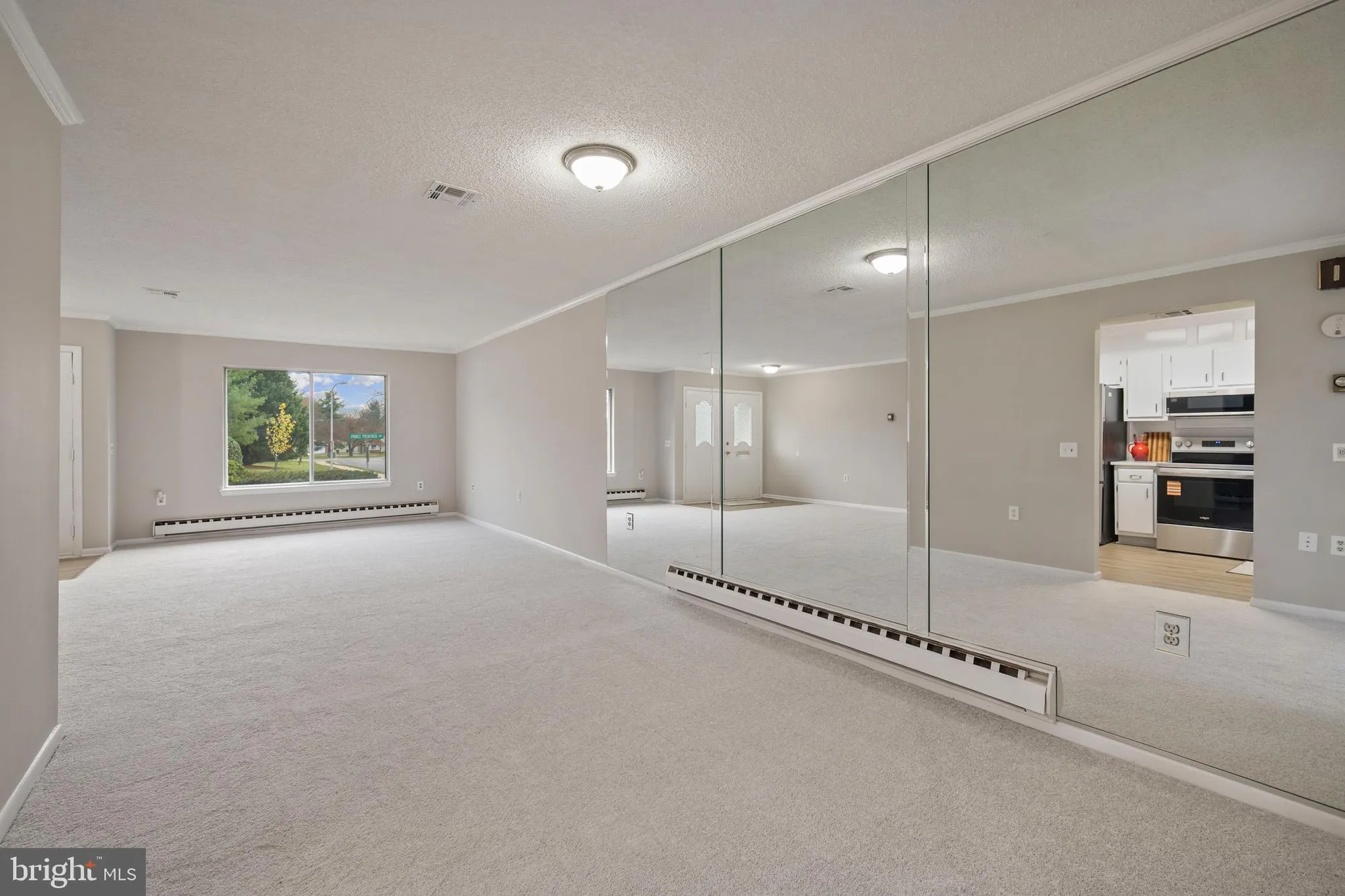 Property Slideshow image 29 of 33 | 15561 prince frederick way # 114-a, Silver Spring, MD, 20906