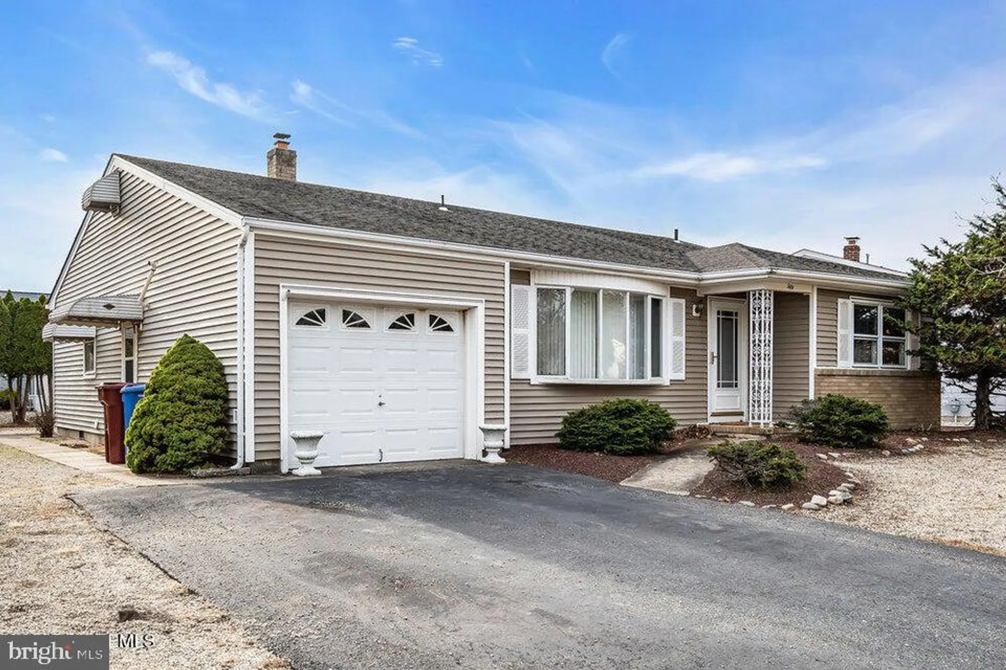Property Slideshow image 1 of 32 | 50 oakfield rd, Toms River, NJ, 08757