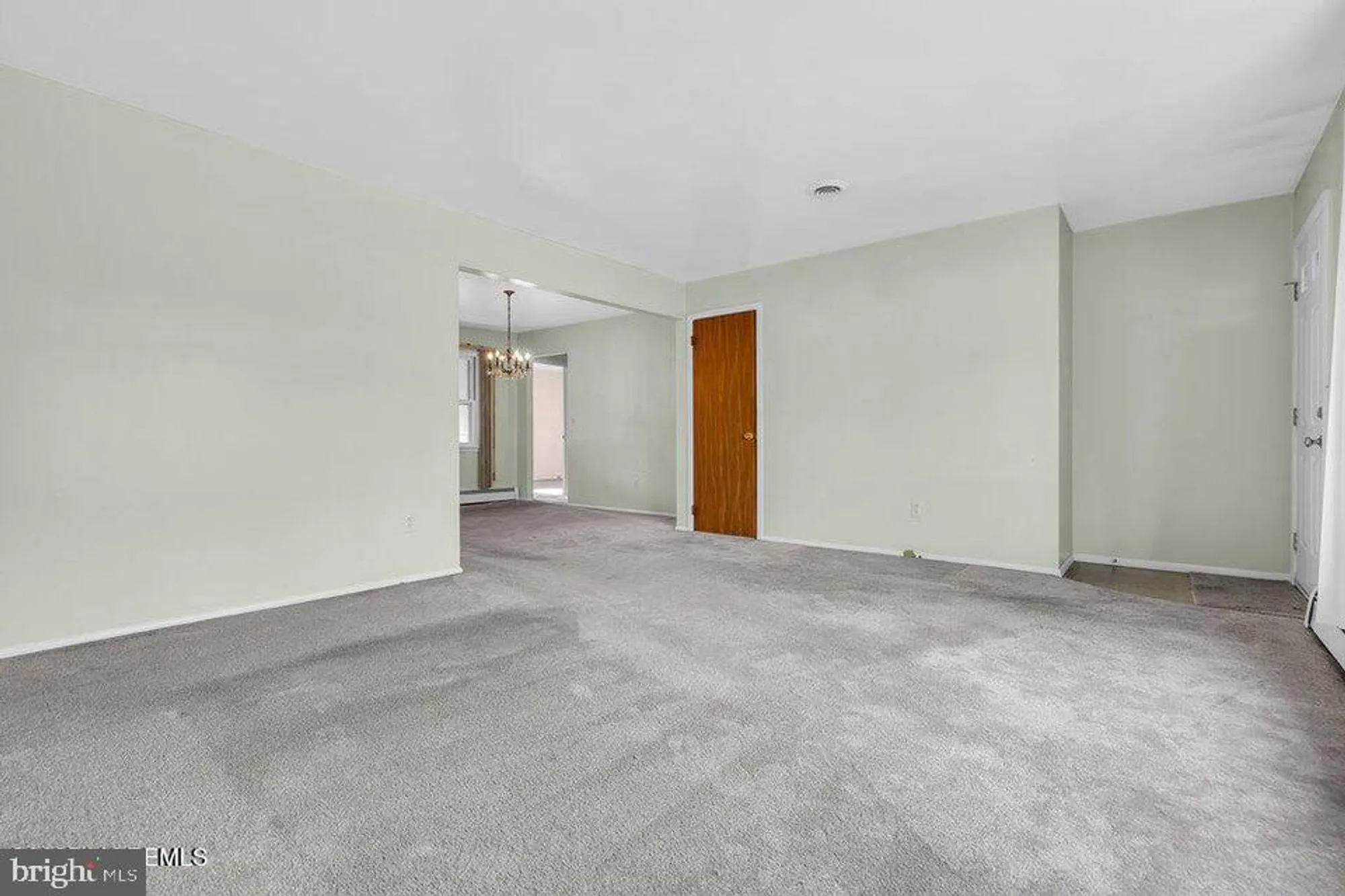 Property Slideshow image 11 of 32 | 50 oakfield rd, Toms River, NJ, 08757