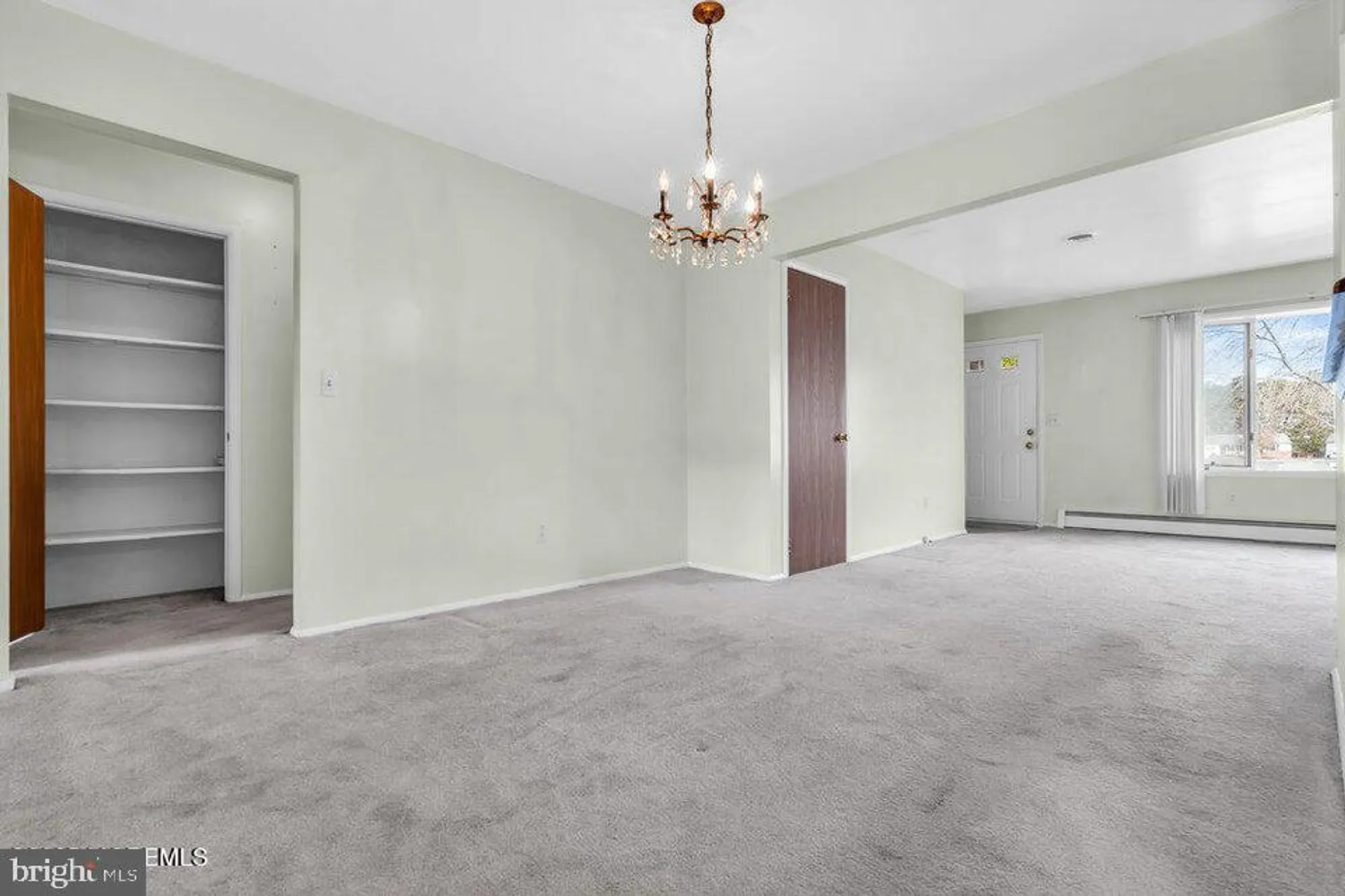 Property Slideshow image 14 of 32 | 50 oakfield rd, Toms River, NJ, 08757