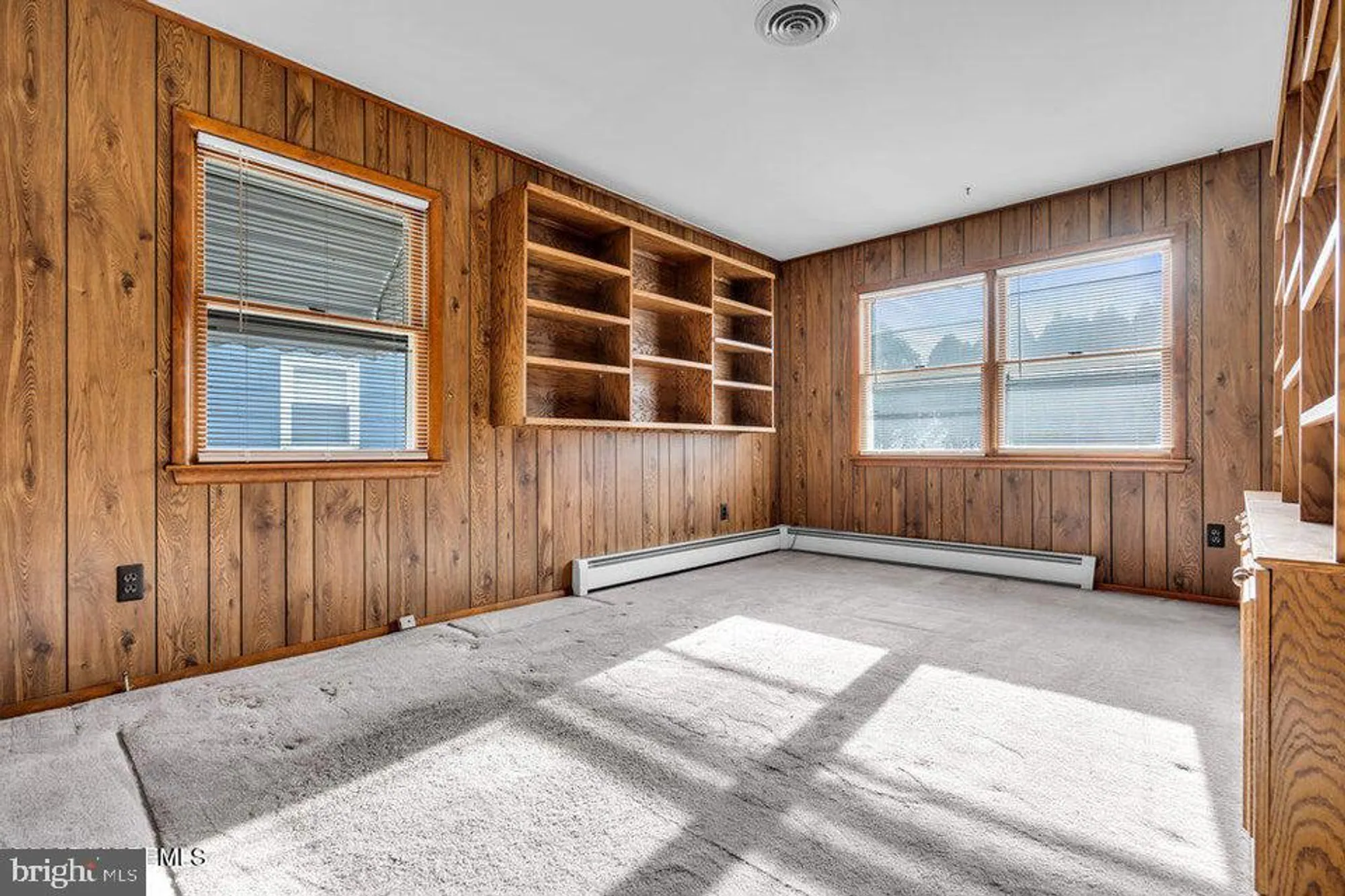 Property Slideshow image 22 of 32 | 50 oakfield rd, Toms River, NJ, 08757