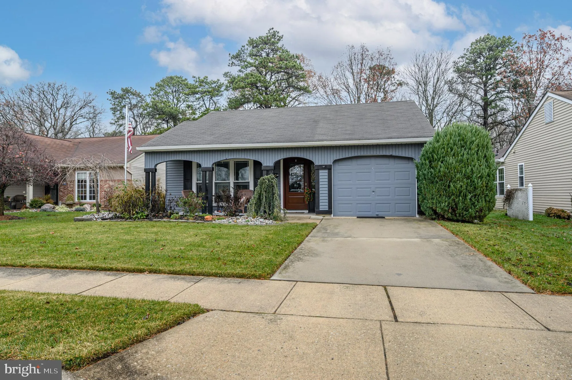 Property Slideshow image 33 of 42 | 20 buxton ct, Southampton, NJ, 08088