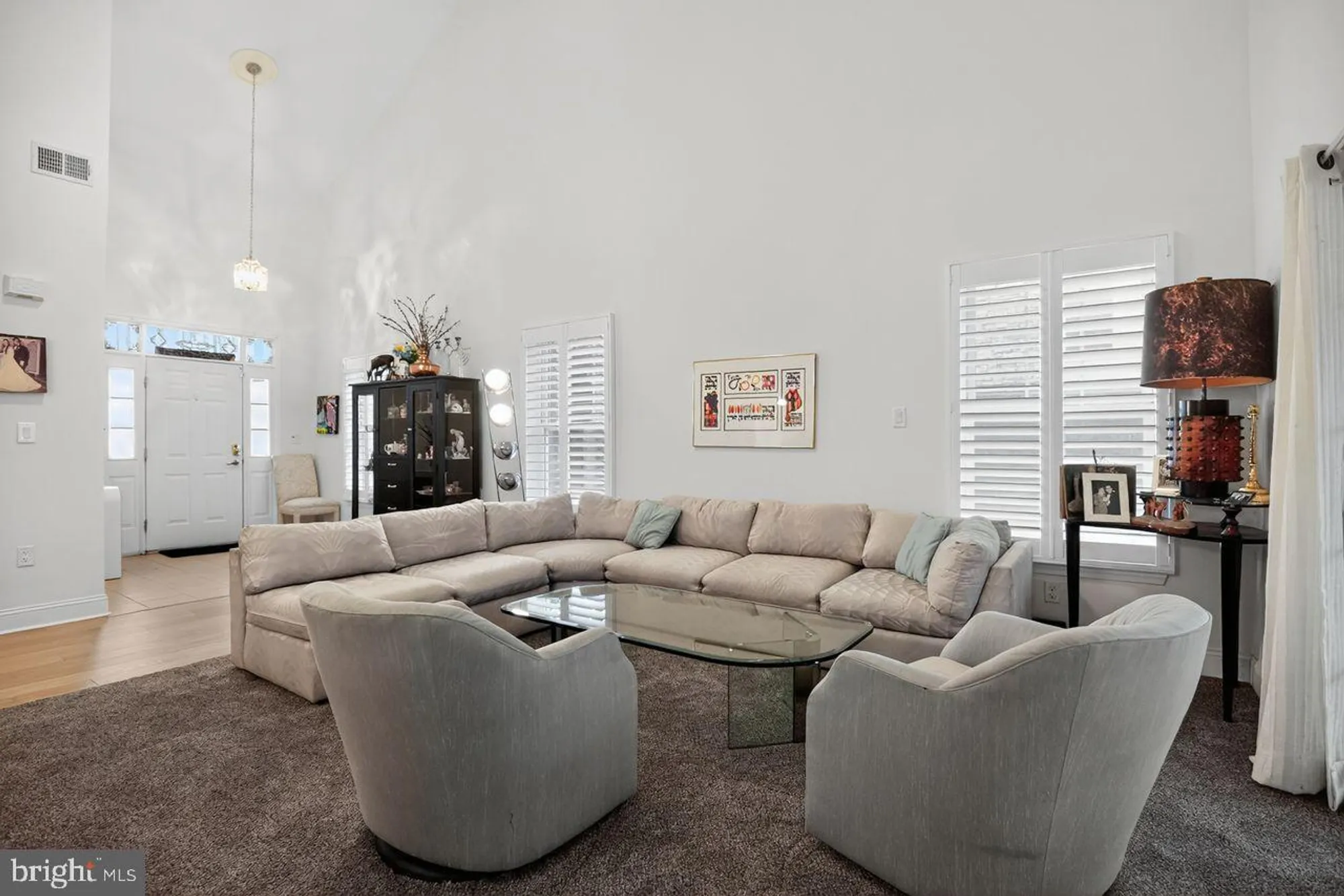 Property Slideshow image 6 of 36 | 506 penny ln c14, Philadelphia, PA, 19111