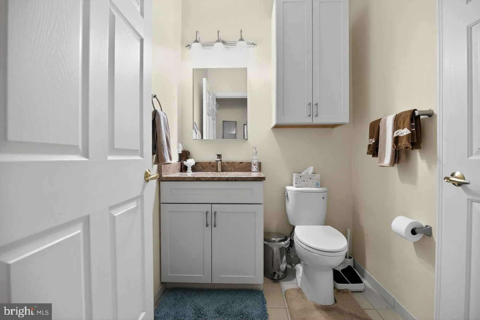 Property Slideshow image 16 of 36 | 506 penny ln c14, Philadelphia, PA, 19111