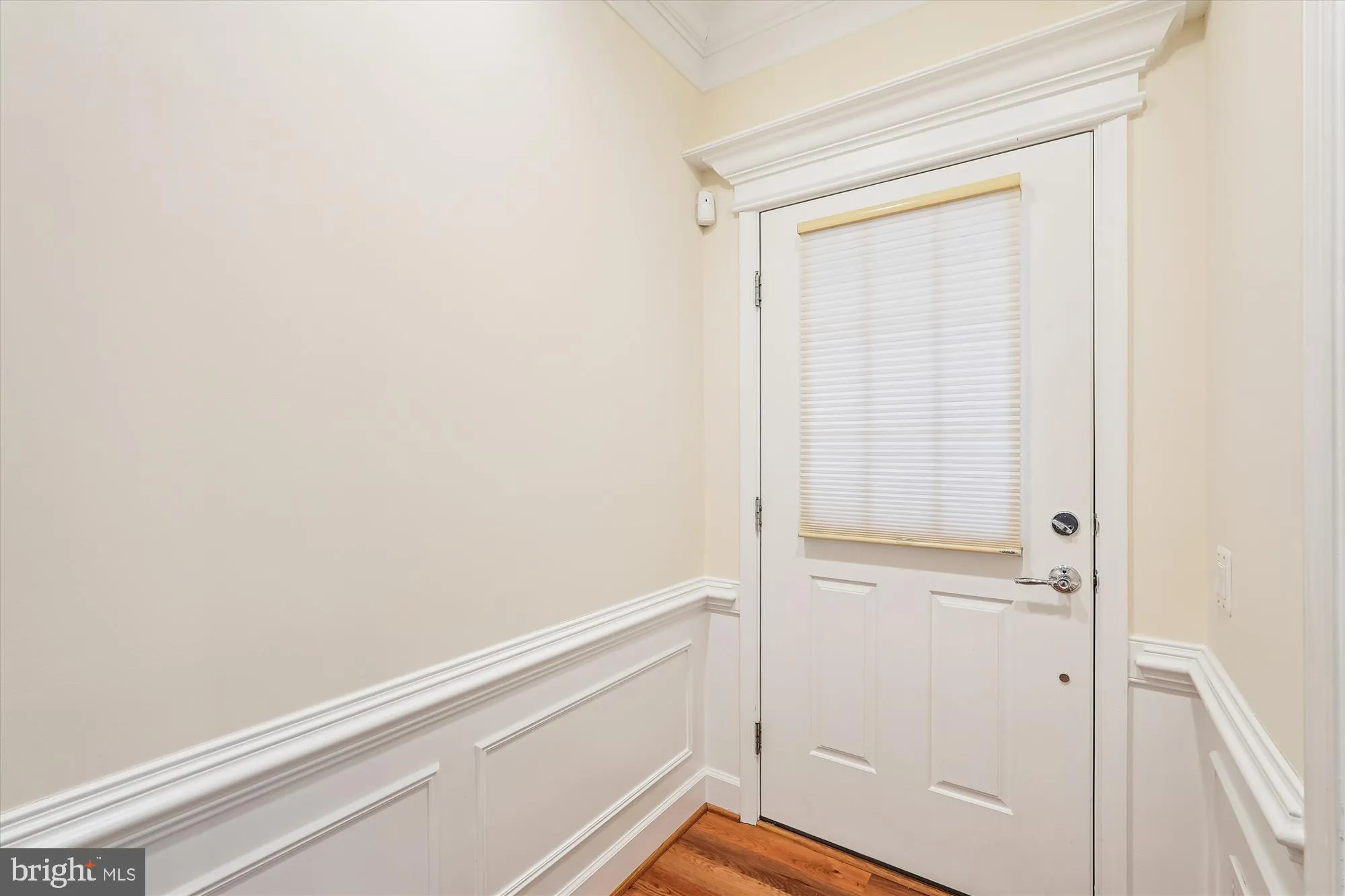 Property Slideshow image 2 of 28 | 20439 old grey pl, Ashburn, VA, 20147