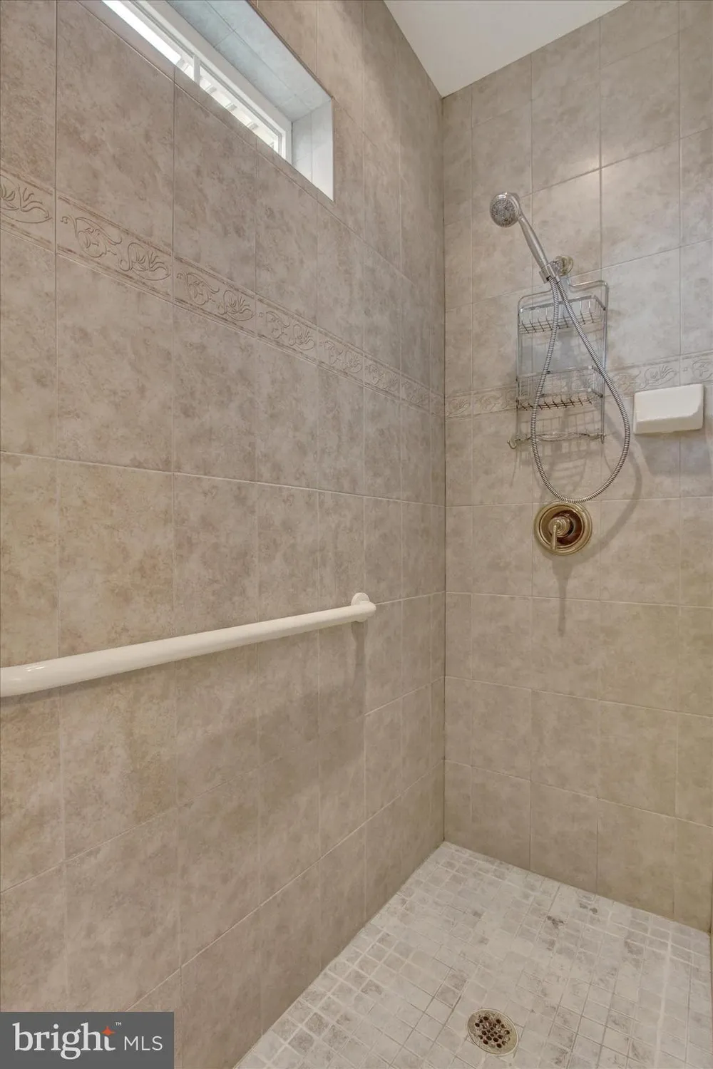 Property Slideshow image 26 of 43 | 2841 chauncey hill dr # 28, Manchester, MD, 21102