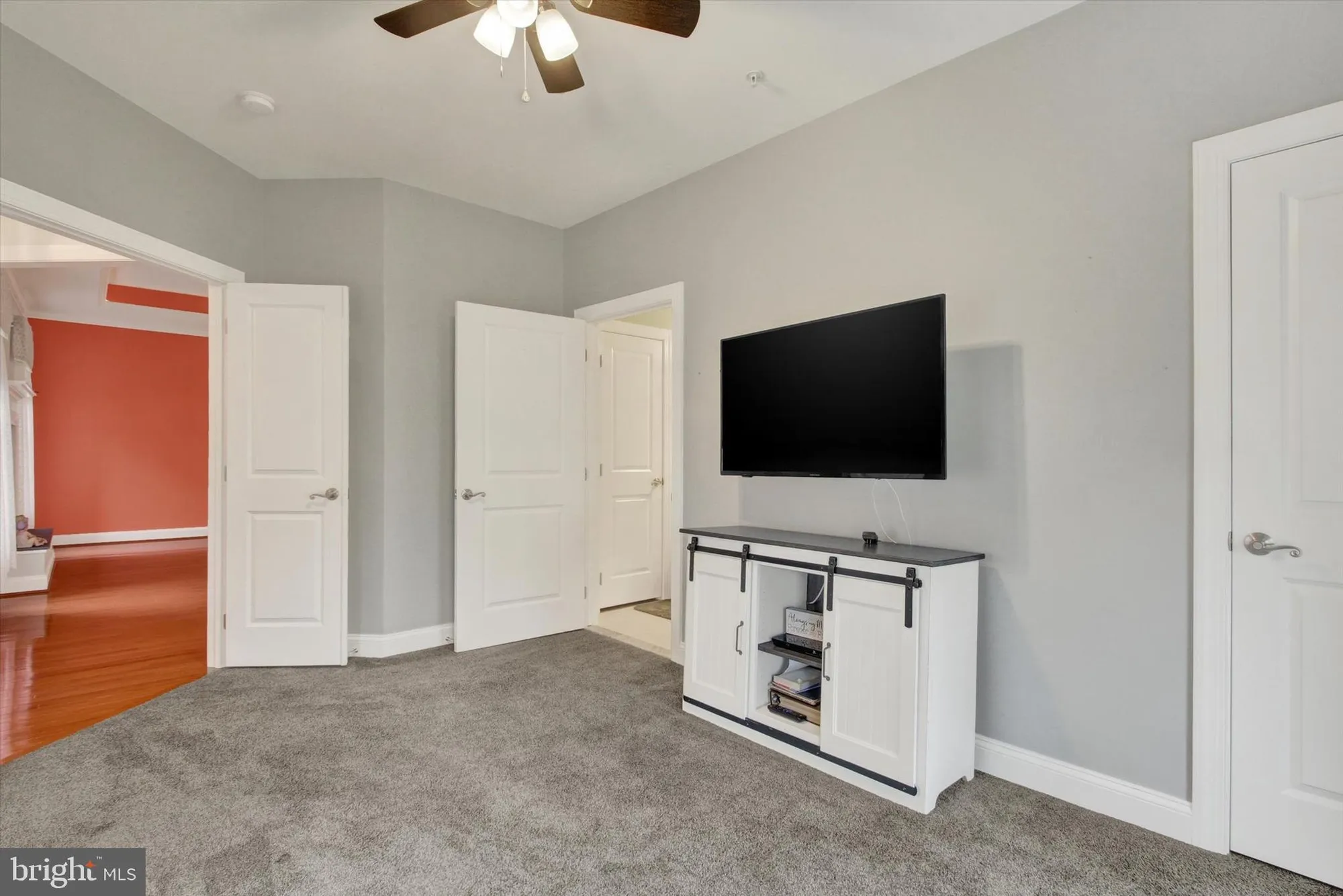 Property Slideshow image 19 of 43 | 2841 chauncey hill dr # 28, Manchester, MD, 21102