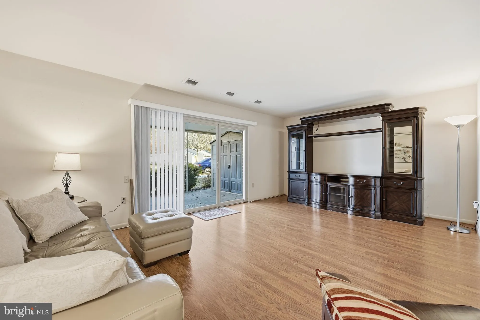 Property Slideshow image 13 of 52 | 3345 s leisure world blvd # 96-j, Silver Spring, MD, 20906