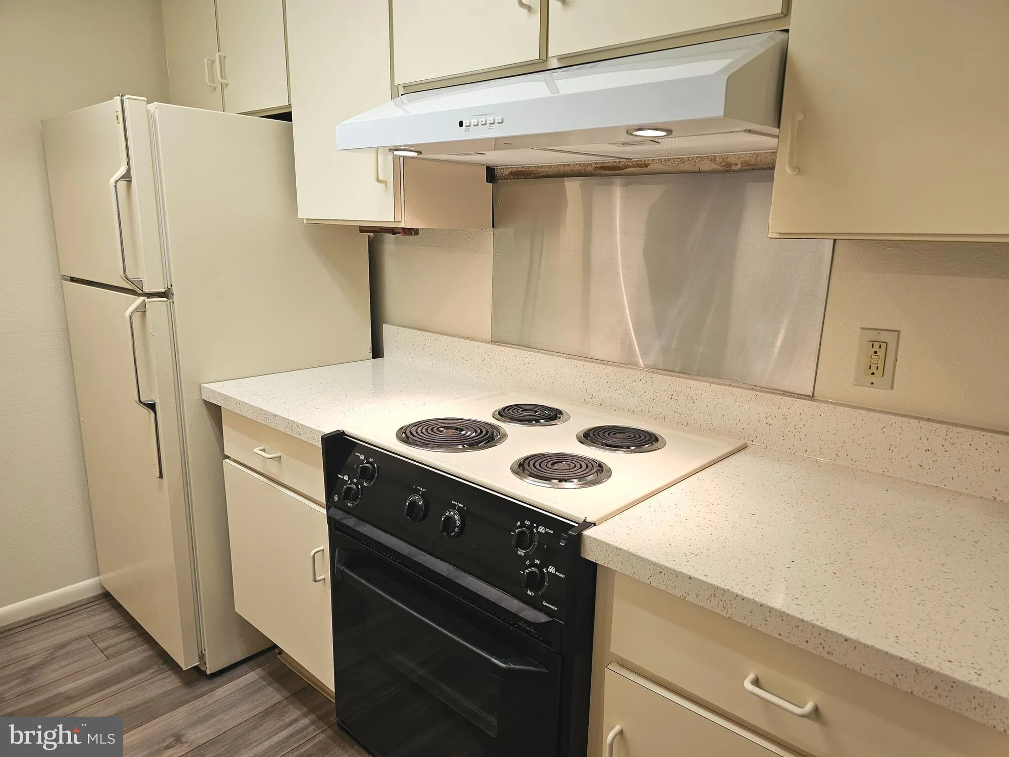 Property Slideshow image 15 of 31 | 3630 gleneagles dr 8-1d, Silver Spring, MD, 20906