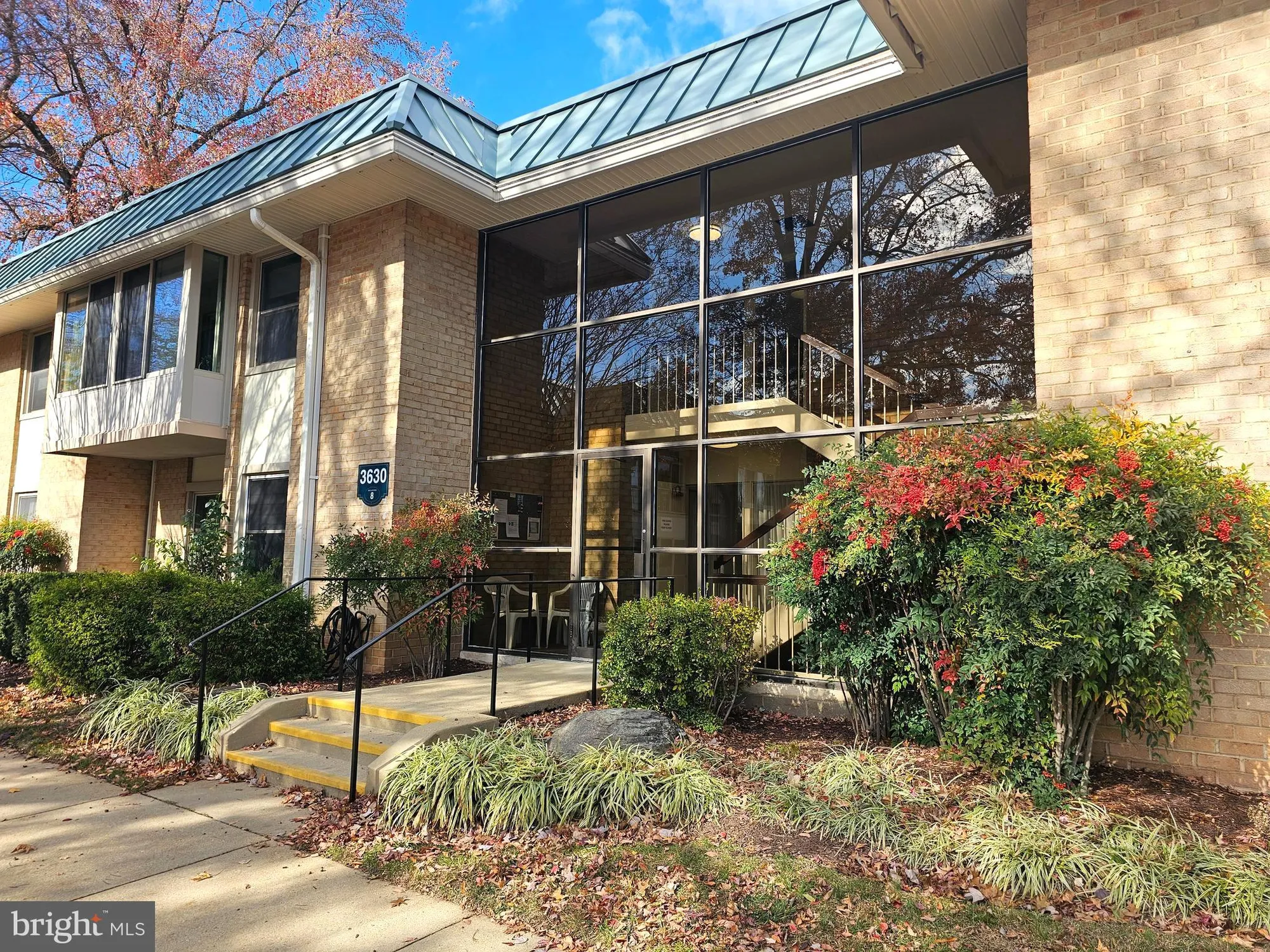 Property Slideshow image 1 of 31 | 3630 gleneagles dr 8-1d, Silver Spring, MD, 20906
