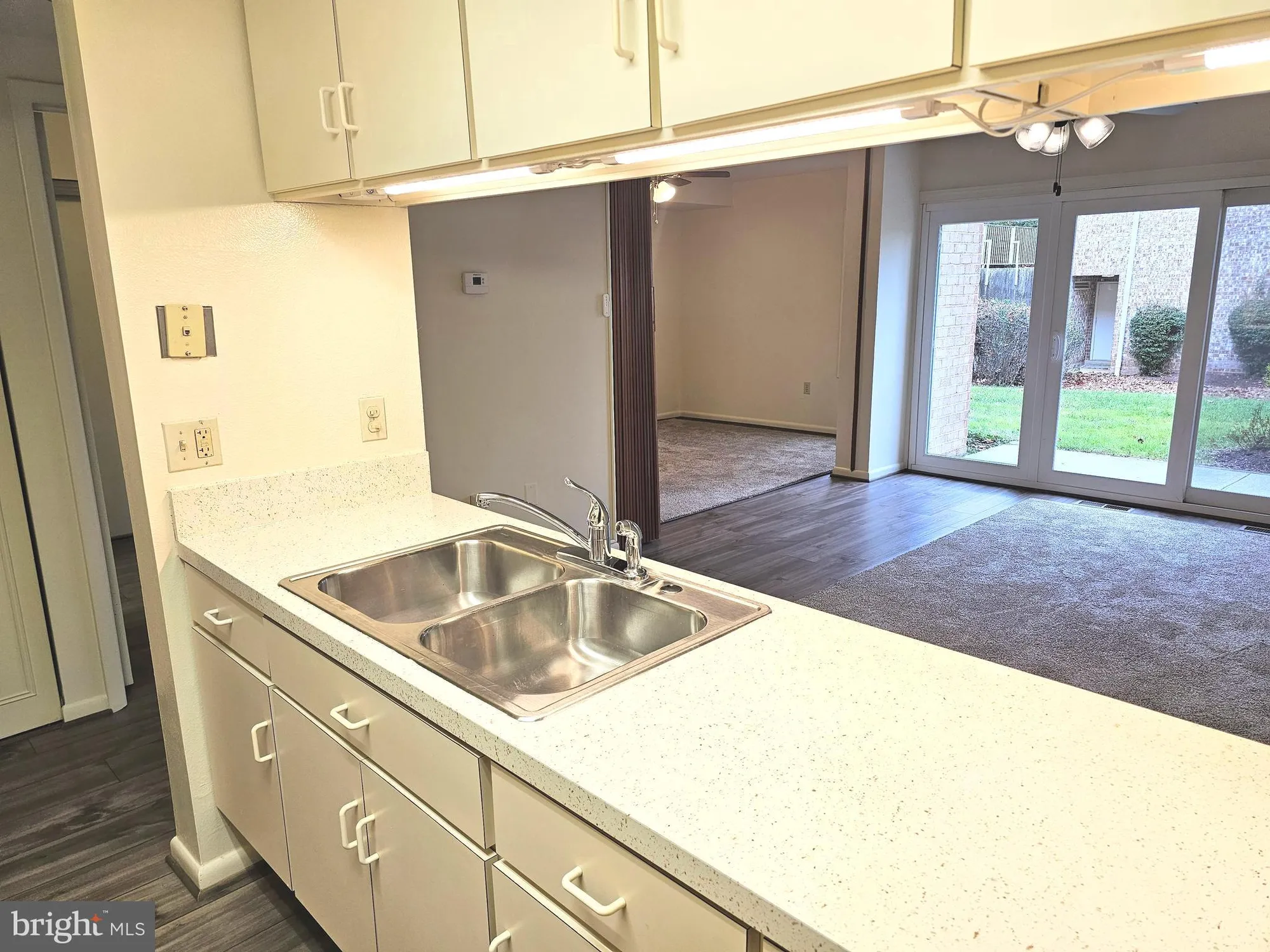 Property Slideshow image 12 of 31 | 3630 gleneagles dr 8-1d, Silver Spring, MD, 20906