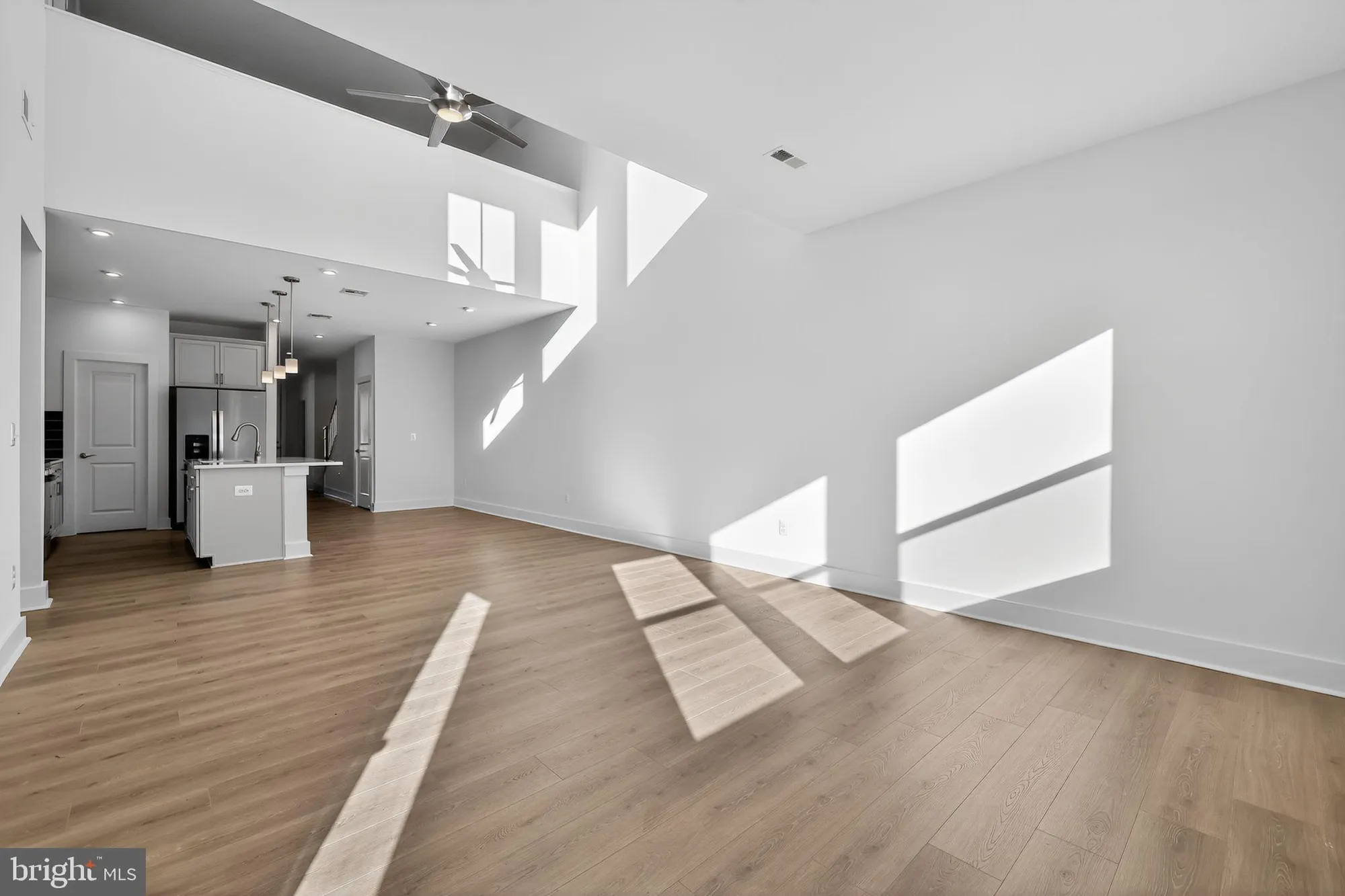 Property Slideshow image 8 of 17 | 207 lackawanna ln, Ocean View, DE, 19970