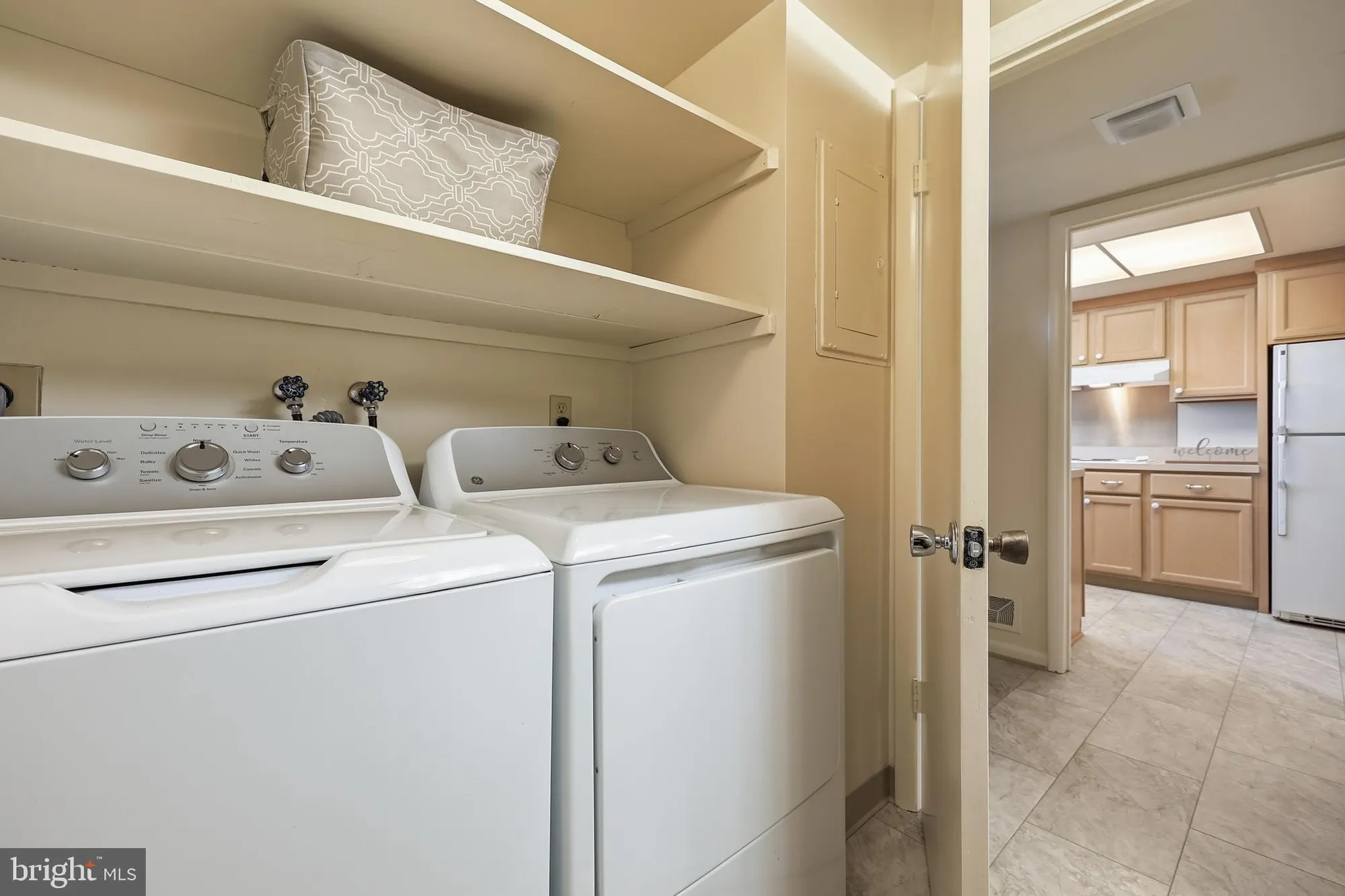 Property Slideshow image 9 of 59 | 3388 chiswick ct # 49-a, Silver Spring, MD, 20906