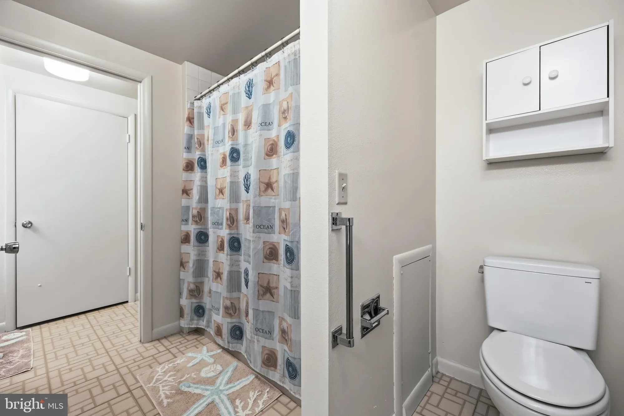 Property Slideshow image 25 of 59 | 3388 chiswick ct # 49-a, Silver Spring, MD, 20906