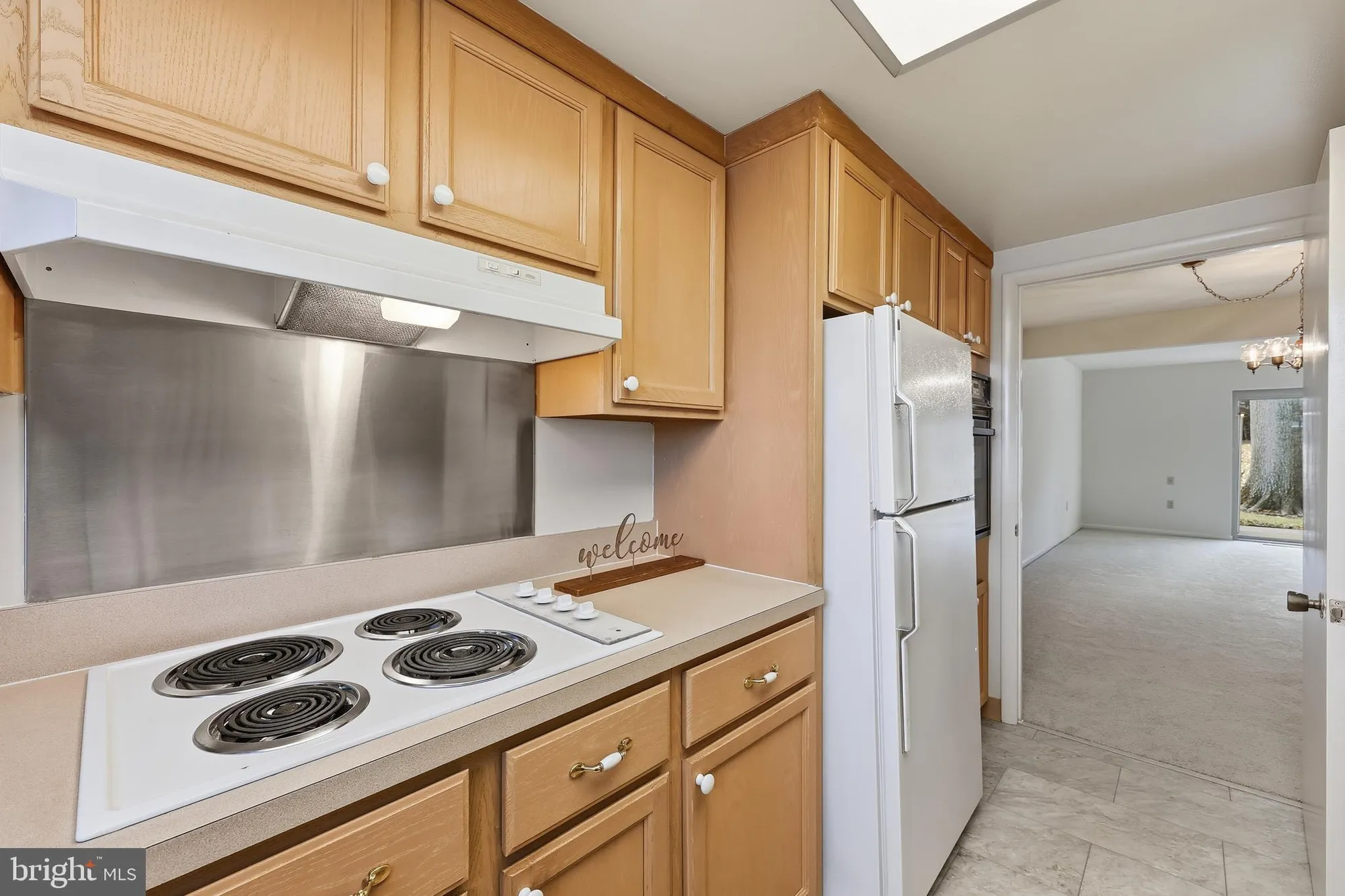 Property Slideshow image 6 of 59 | 3388 chiswick ct # 49-a, Silver Spring, MD, 20906