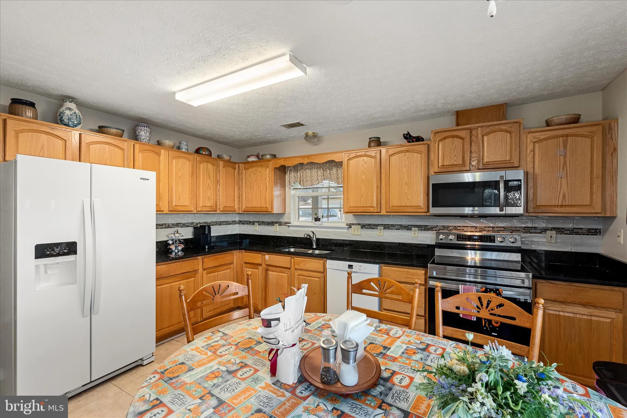 Property Slideshow image 18 of 32 | 203 crestwood ln, Winchester, VA, 22602