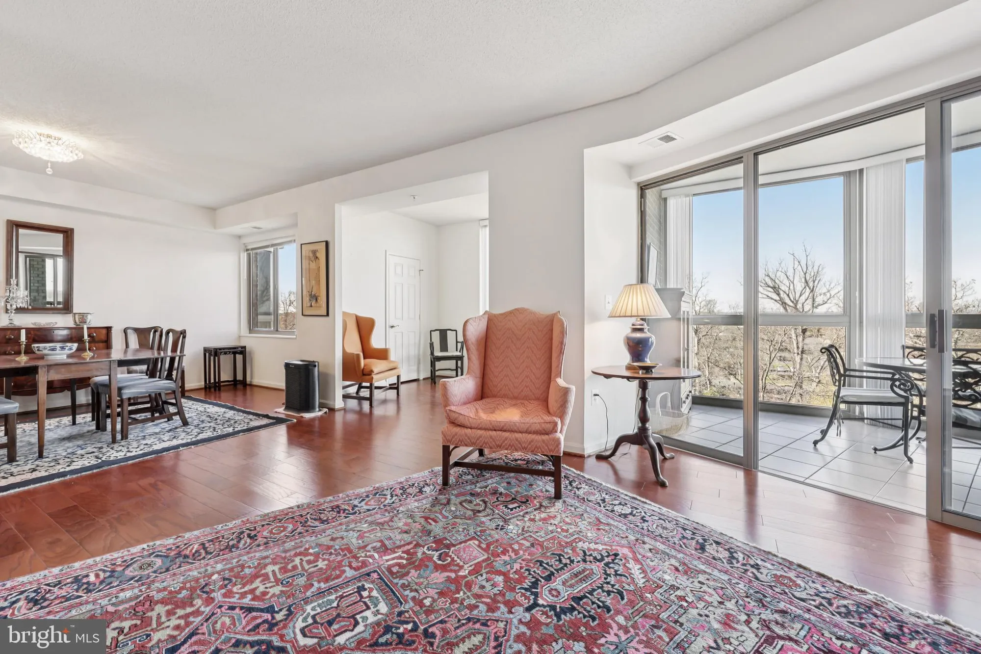 Property Slideshow image 13 of 29 | 19365 cypress ridge ter unit 621, Leesburg, VA, 20176