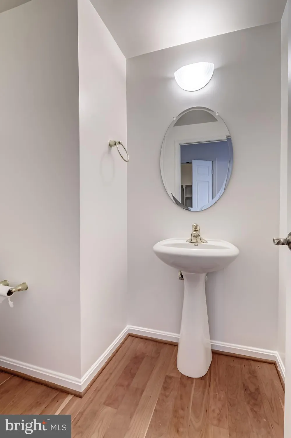 Property Slideshow image 40 of 88 | 19355 cypress ridge ter 1006, Leesburg, VA, 20176