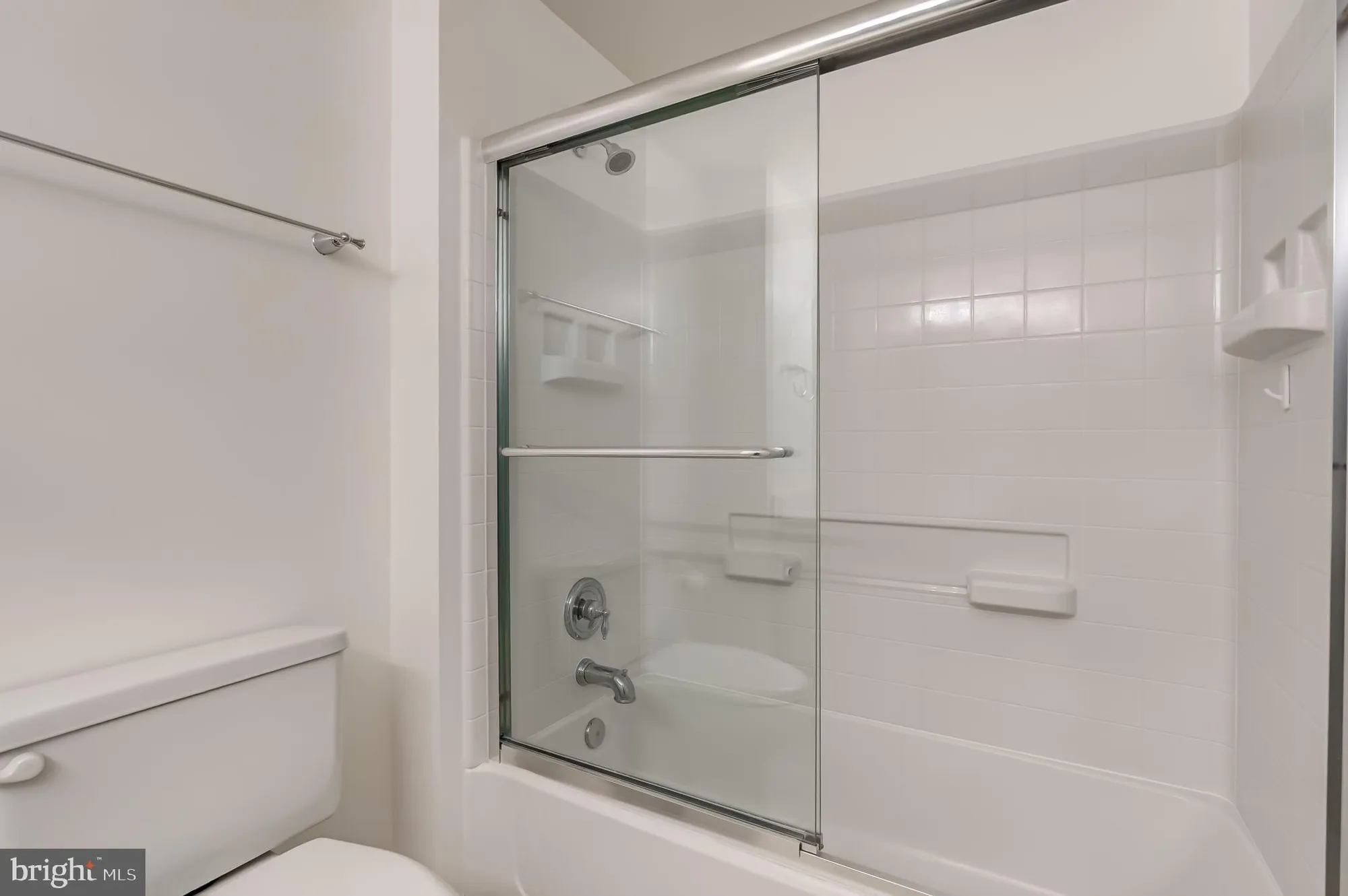 Property Slideshow image 42 of 88 | 19355 cypress ridge ter 1006, Leesburg, VA, 20176