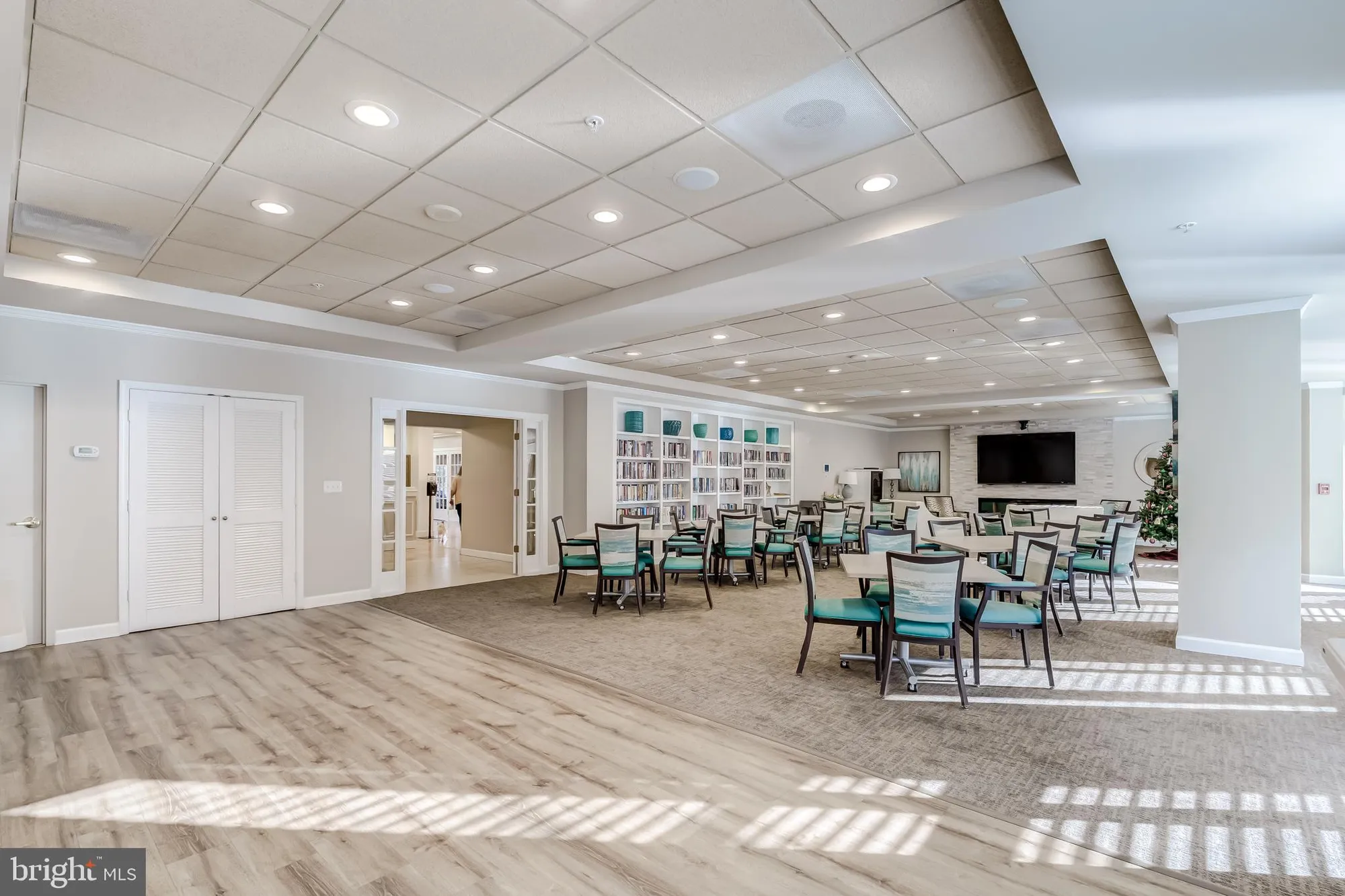 Property Slideshow image 72 of 88 | 19355 cypress ridge ter 1006, Leesburg, VA, 20176