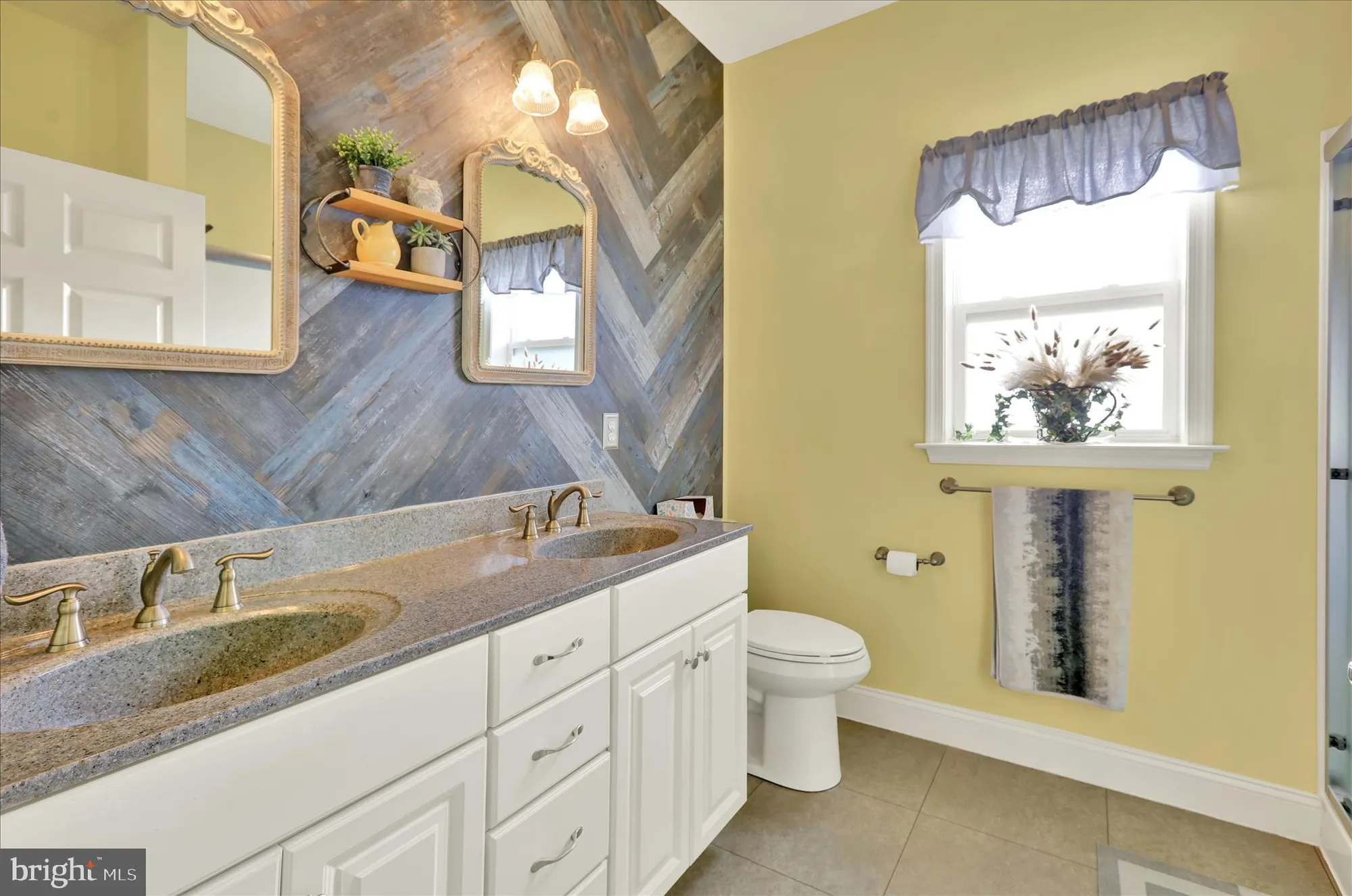 Property Slideshow image 30 of 37 | 4 rosebush ct, Womelsdorf, PA, 19567