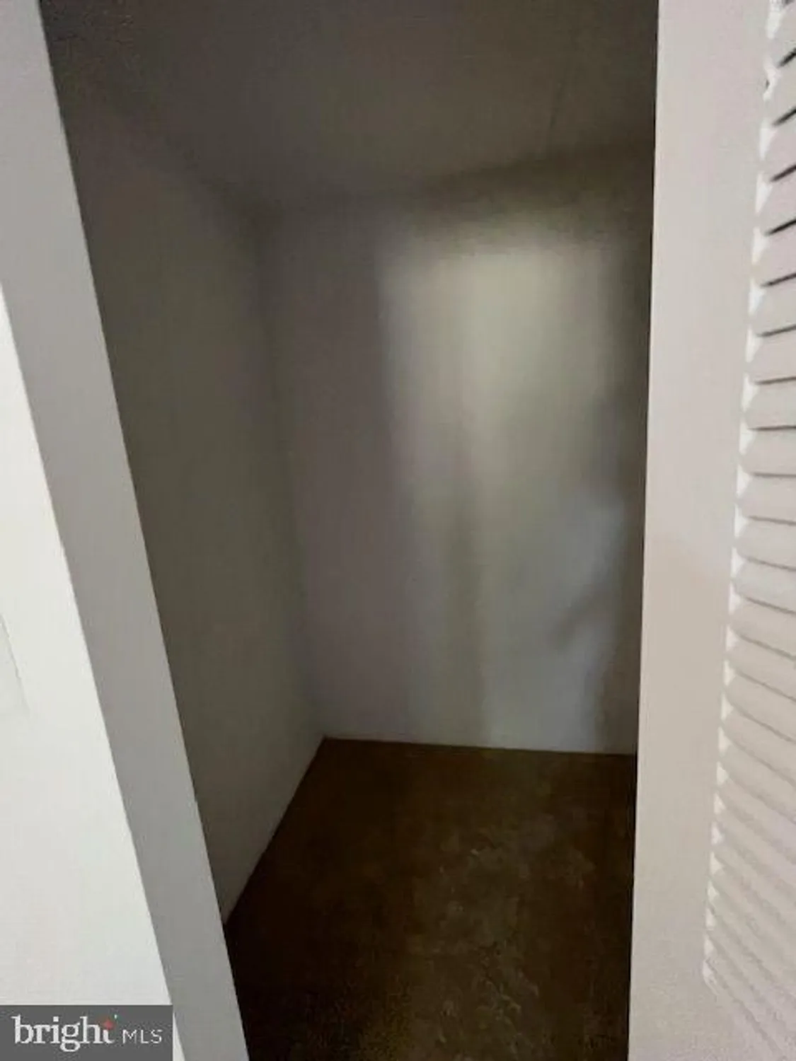 Property Slideshow image 4 of 21 | 67003 delaire landing rd 3, Philadelphia, PA, 19114