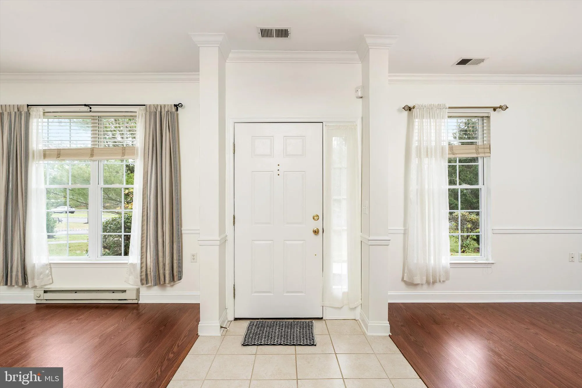 Property Slideshow image 4 of 25 | 207 burholme dr, Hamilton, NJ, 08691