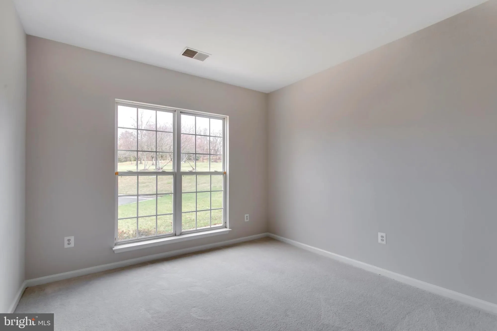Property Slideshow image 37 of 49 | 1981 penfold ct, Woodbridge, VA, 22192