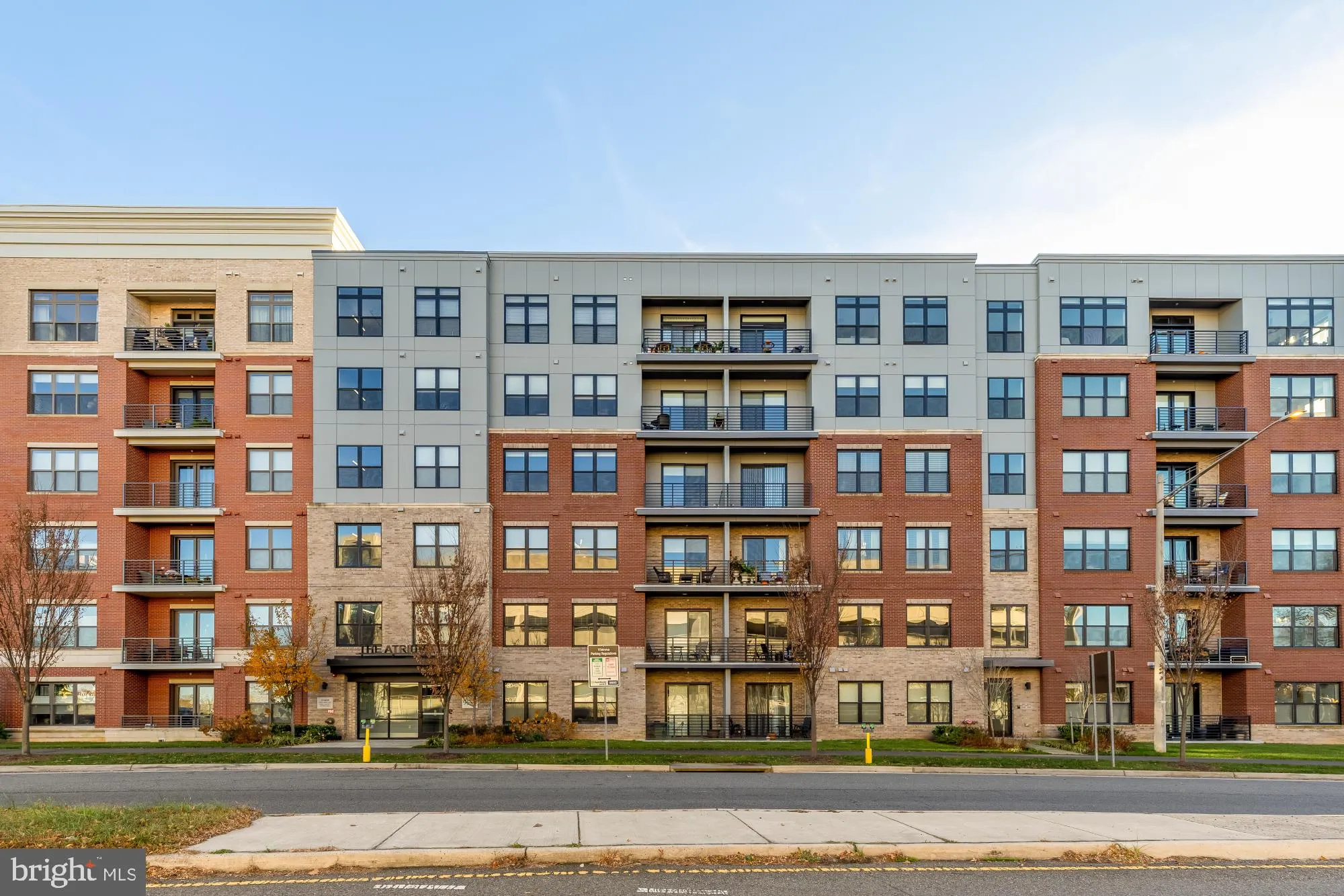 Property Slideshow image 1 of 40 | 9555 saintsbury dr unit 503, Fairfax, VA, 22031