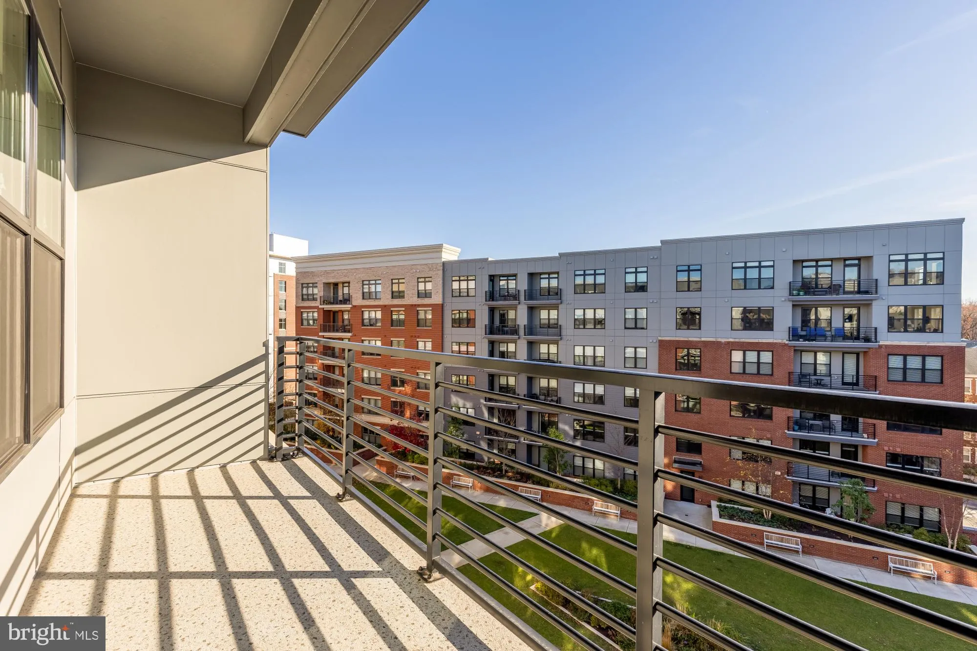 Property Slideshow image 32 of 40 | 9555 saintsbury dr unit 503, Fairfax, VA, 22031