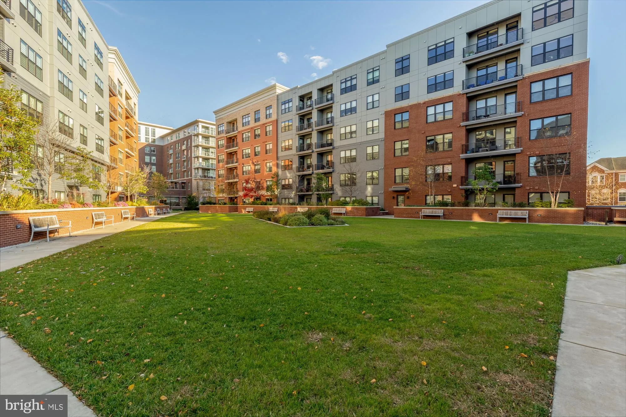 Property Slideshow image 37 of 40 | 9555 saintsbury dr unit 503, Fairfax, VA, 22031