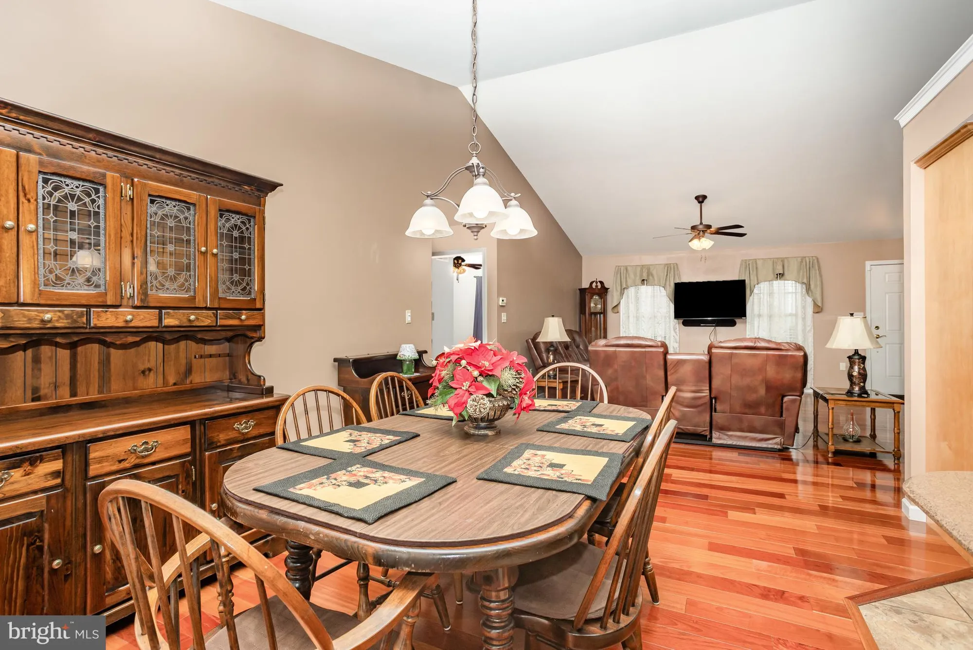 Property Slideshow image 9 of 33 | 714 heather rdg, Manheim, PA, 17545