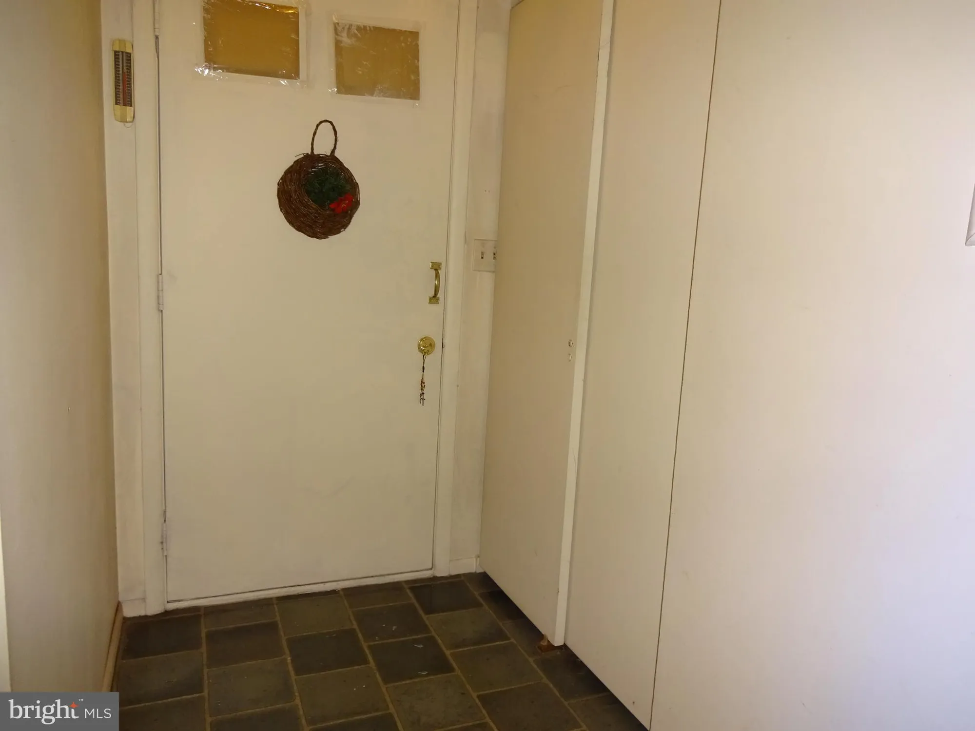 Property Slideshow image 3 of 17 | 2 farrington ct, Southampton, NJ, 08088