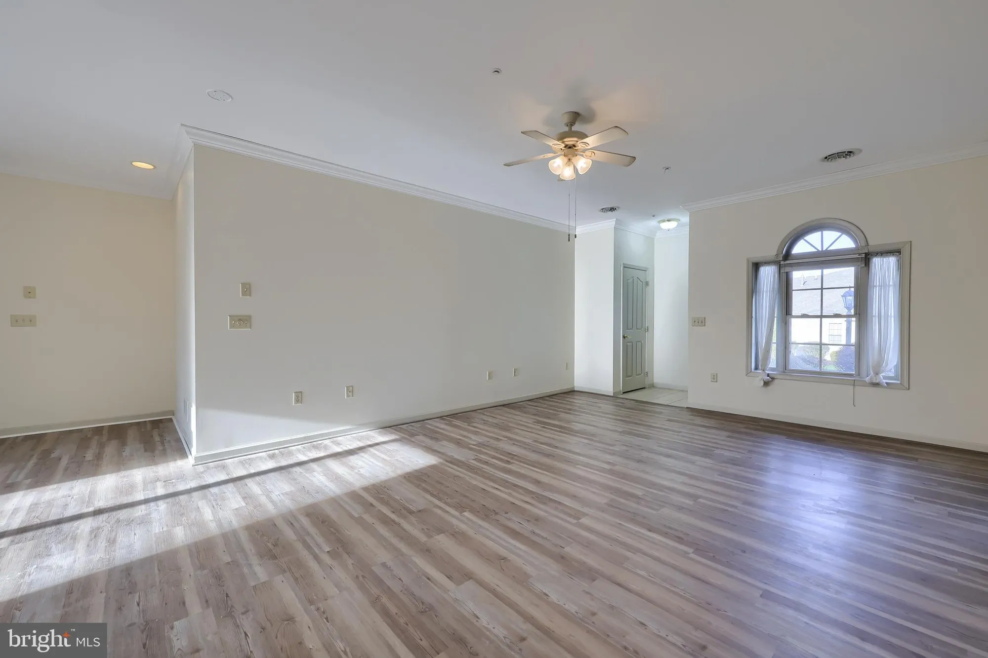 Property Slideshow image 6 of 33 | 130 leonard ln, Harrisburg, PA, 17111
