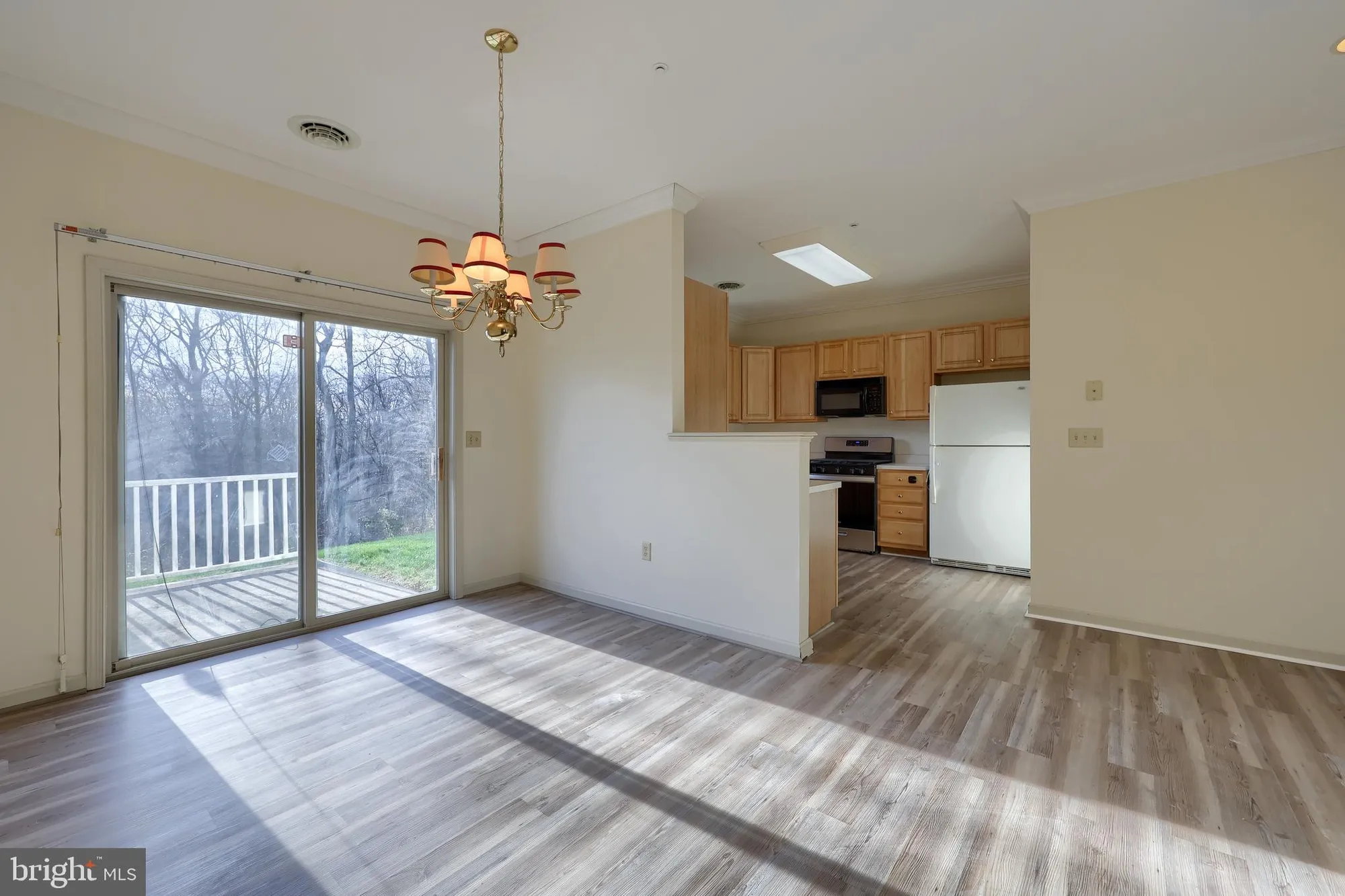 Property Slideshow image 9 of 33 | 130 leonard ln, Harrisburg, PA, 17111