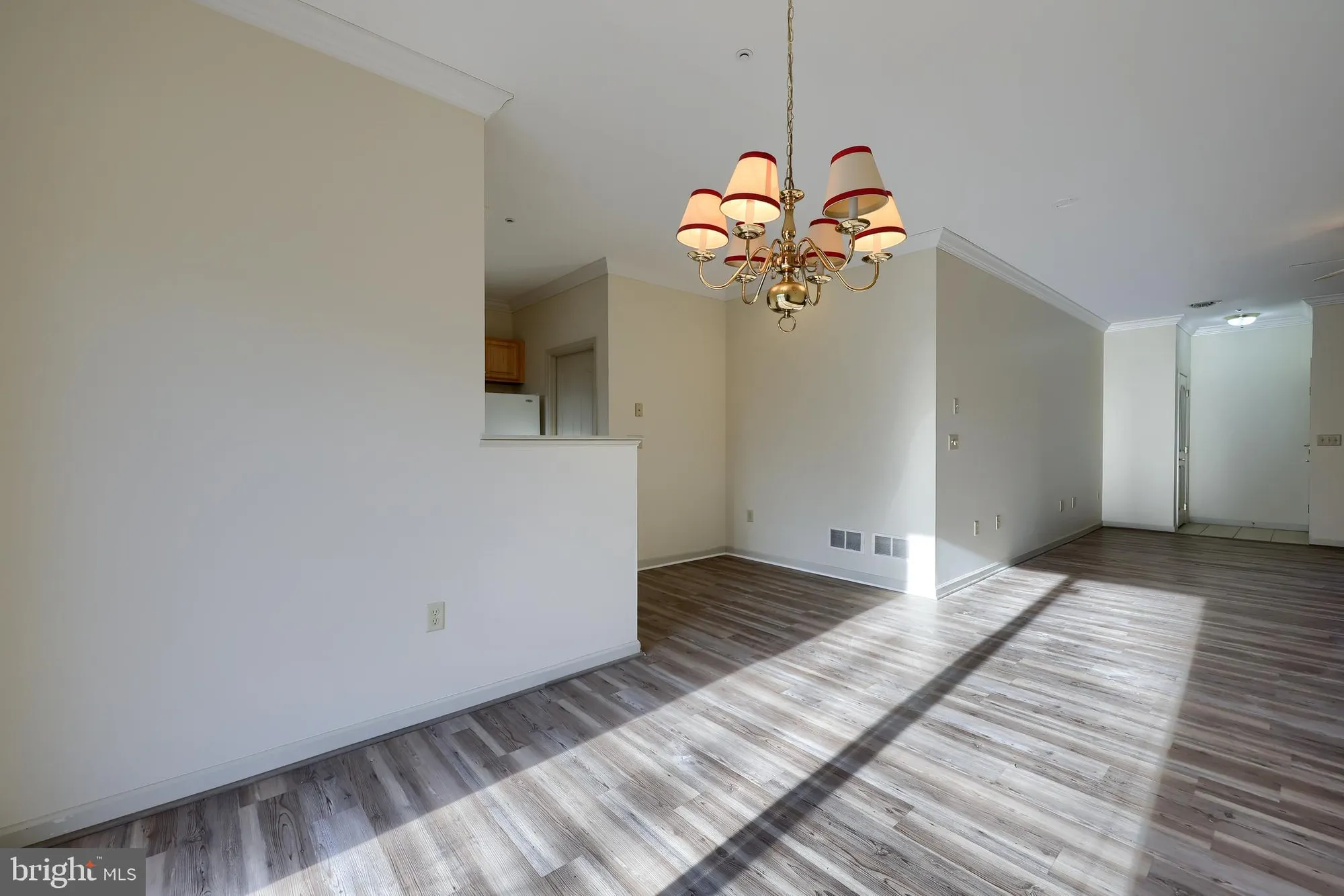 Property Slideshow image 10 of 33 | 130 leonard ln, Harrisburg, PA, 17111