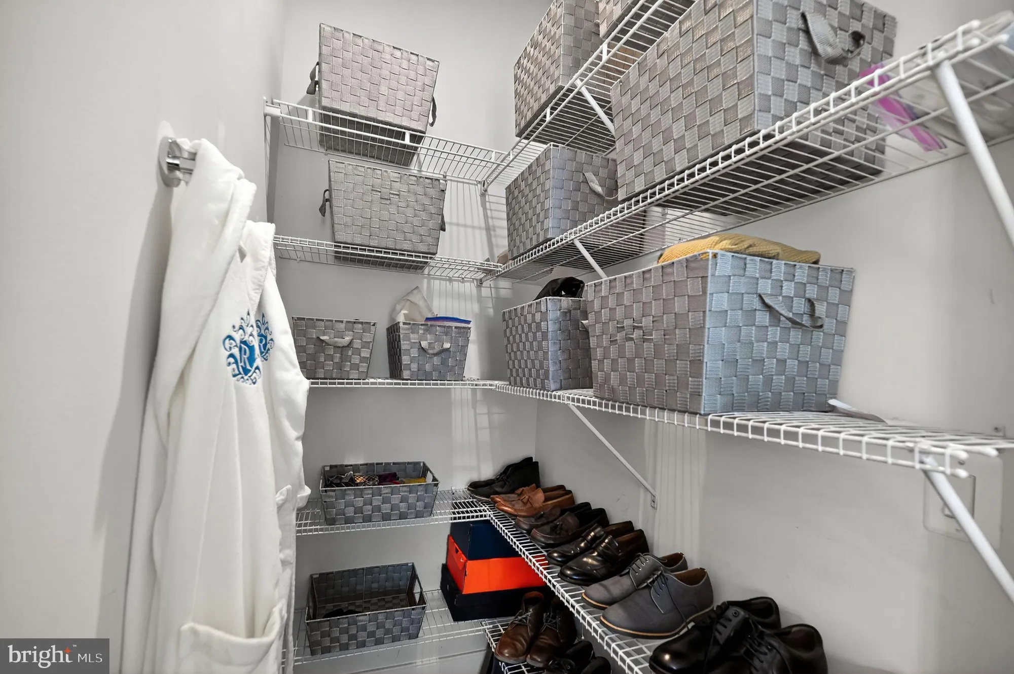 Property Slideshow image 29 of 70 | 23731 september sun sq, Ashburn, VA, 20148