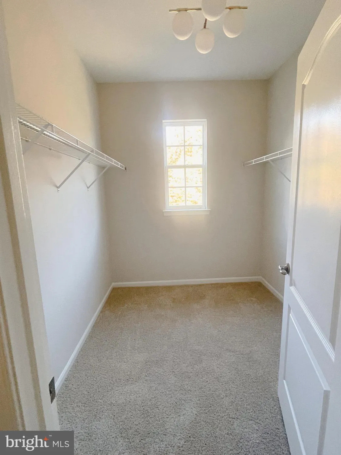 Property Slideshow image 17 of 23 | 438 aston villa dr, Felton, DE, 19943