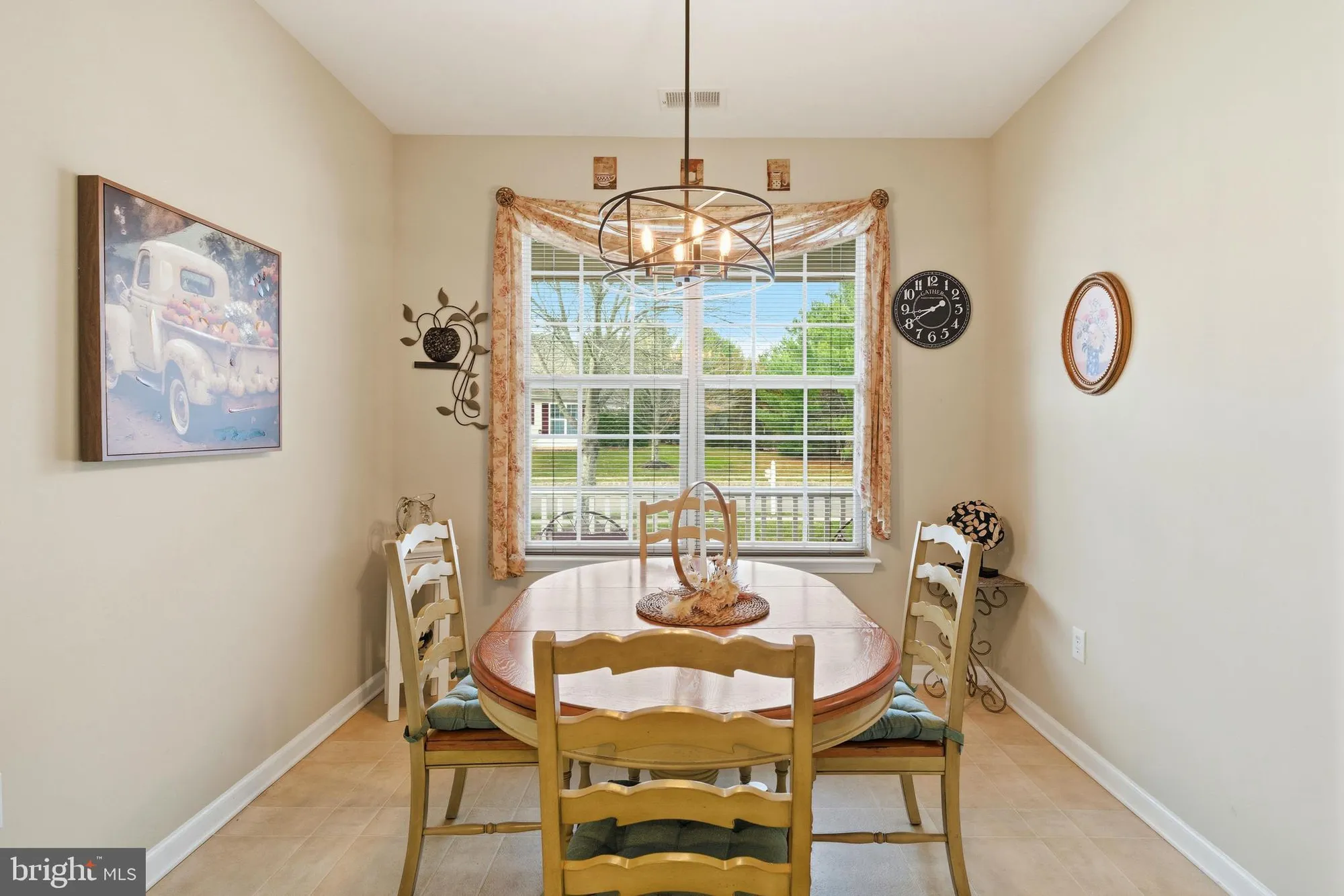 Property Slideshow image 9 of 47 | 14 hidden lake cir, Barnegat, NJ, 08005