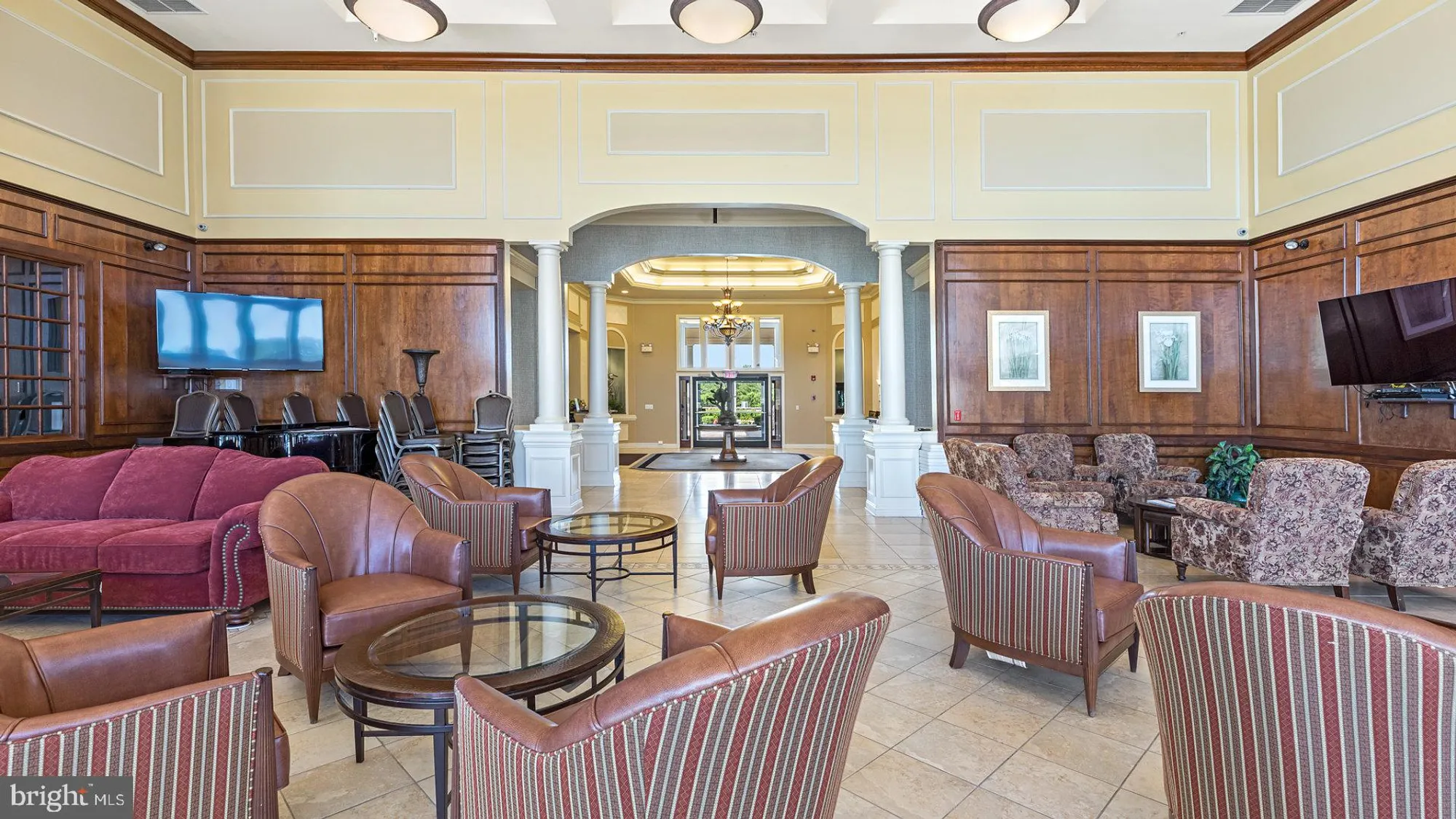 Property Slideshow image 34 of 47 | 14 hidden lake cir, Barnegat, NJ, 08005