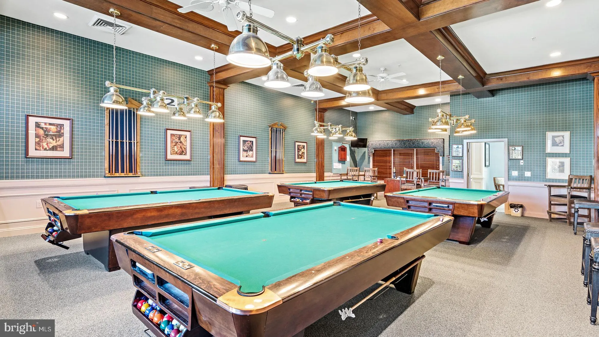 Property Slideshow image 37 of 47 | 14 hidden lake cir, Barnegat, NJ, 08005