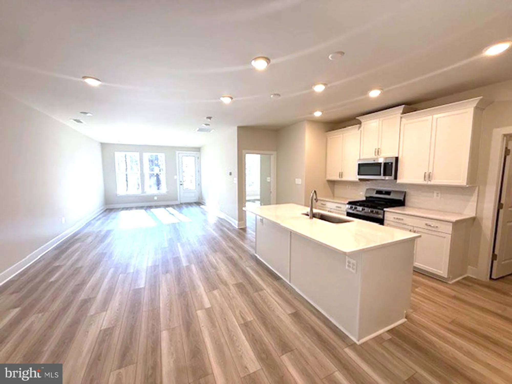 Property Slideshow image 2 of 19 | 185 merrick way, Ocean View, DE, 19970