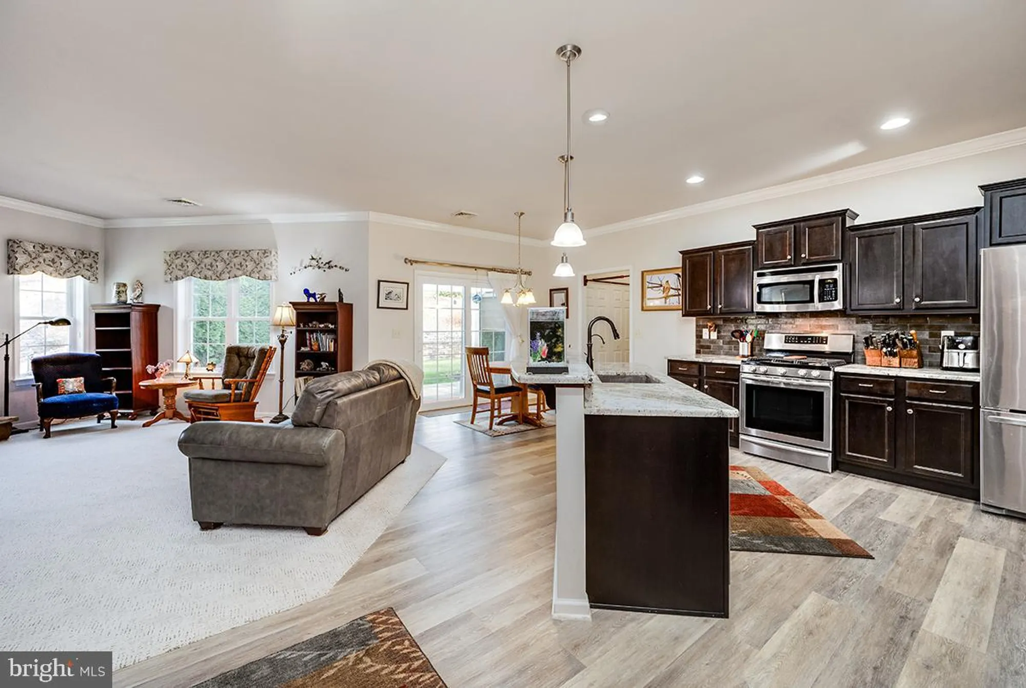 Property Slideshow image 16 of 44 | 45 winterberry ln, Womelsdorf, PA, 19567