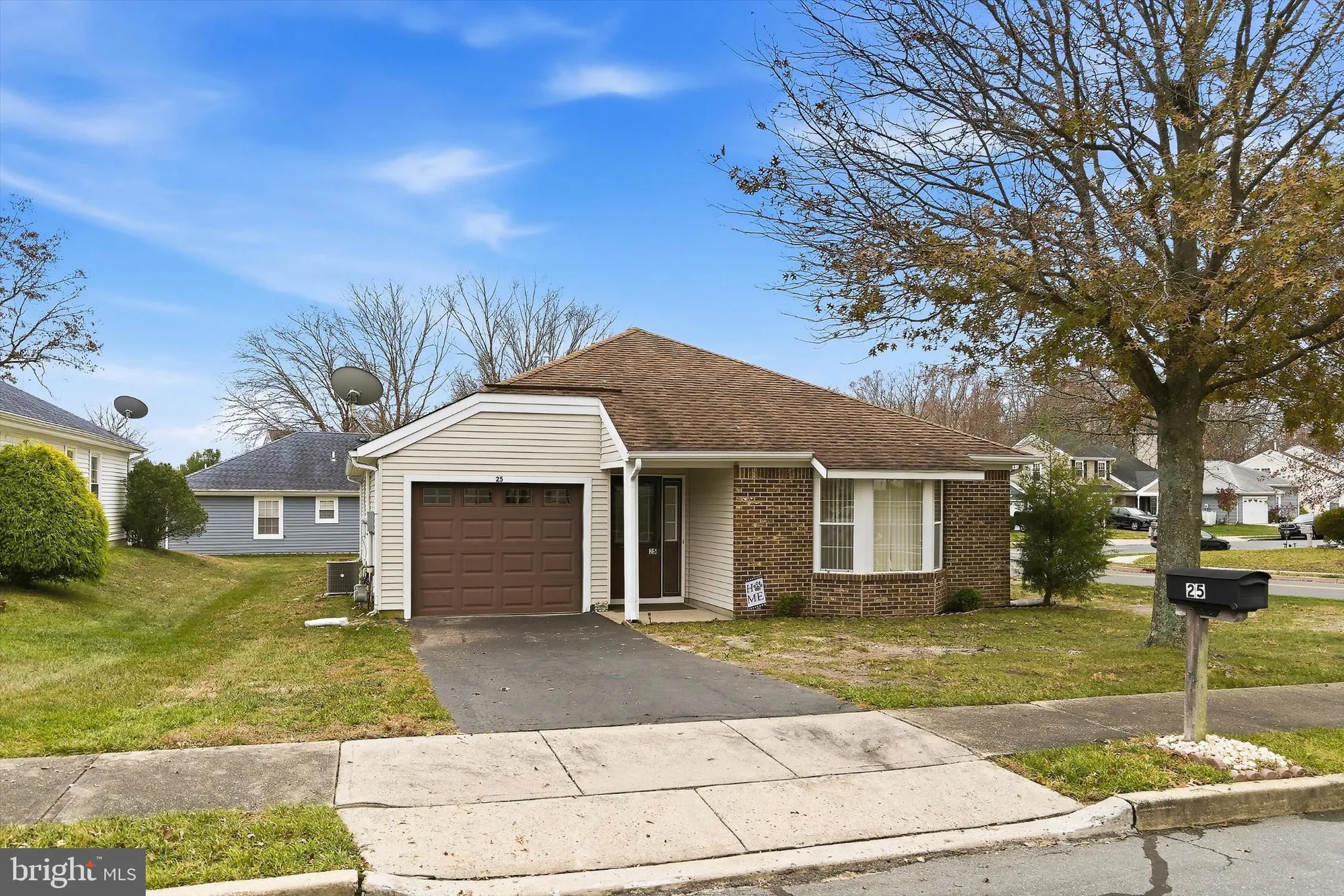 Property Slideshow image 4 of 34 | 25 willow dr, Barnegat, NJ, 08005