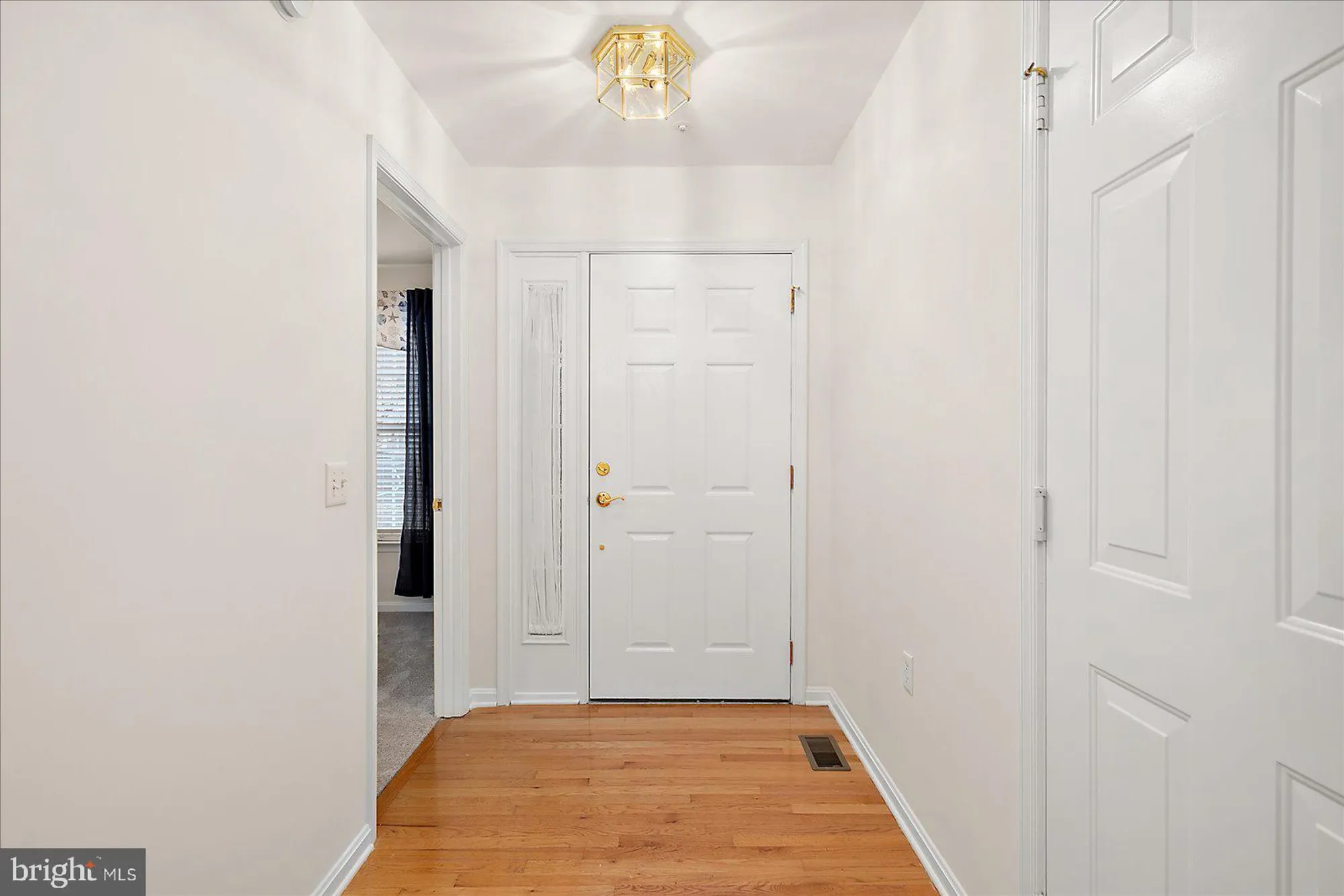 Property Slideshow image 6 of 43 | 11 hatteras st, Ocean Pines, MD, 21811