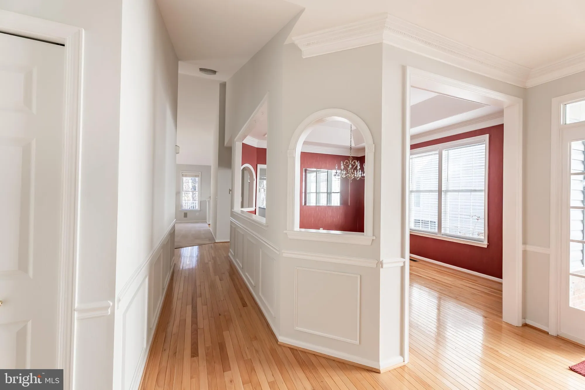 Property Slideshow image 9 of 55 | 6880 saddle run way, Gainesville, VA, 20155