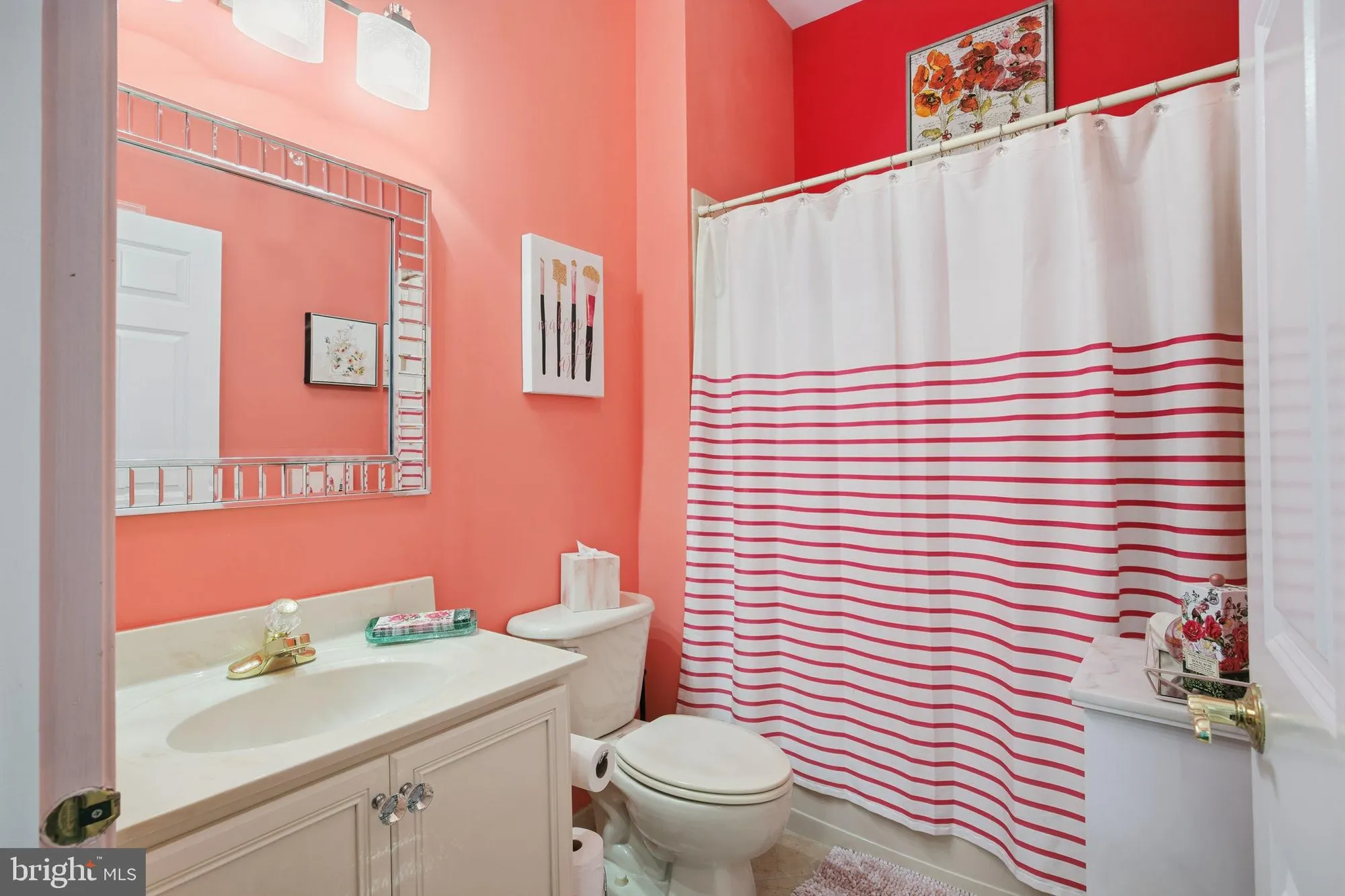 Property Slideshow image 7 of 33 | 66 nathaniel rd, Southampton, PA, 18966