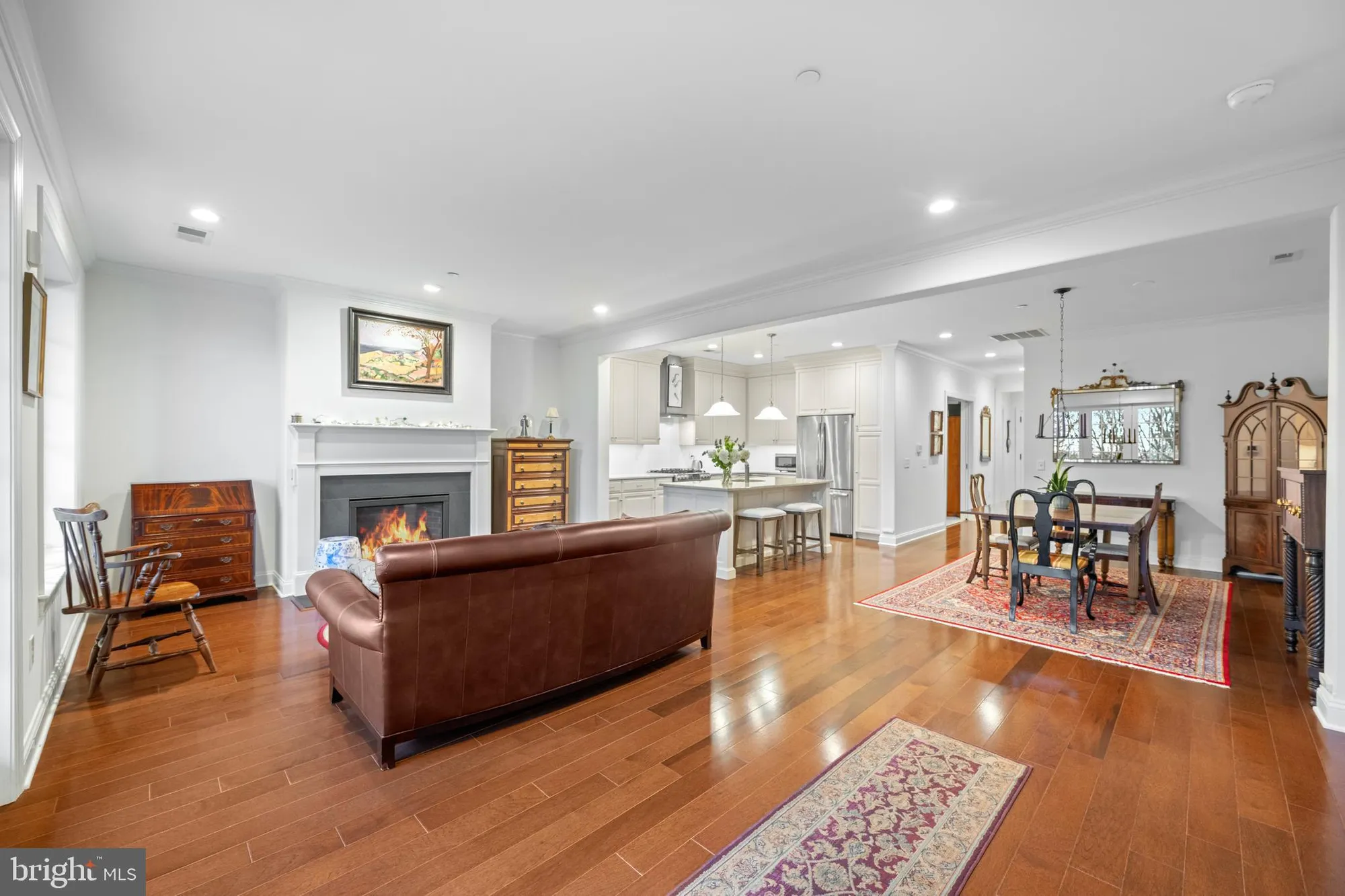 Property Slideshow image 11 of 48 | 6205 parkview dr, Haverford, PA, 19041